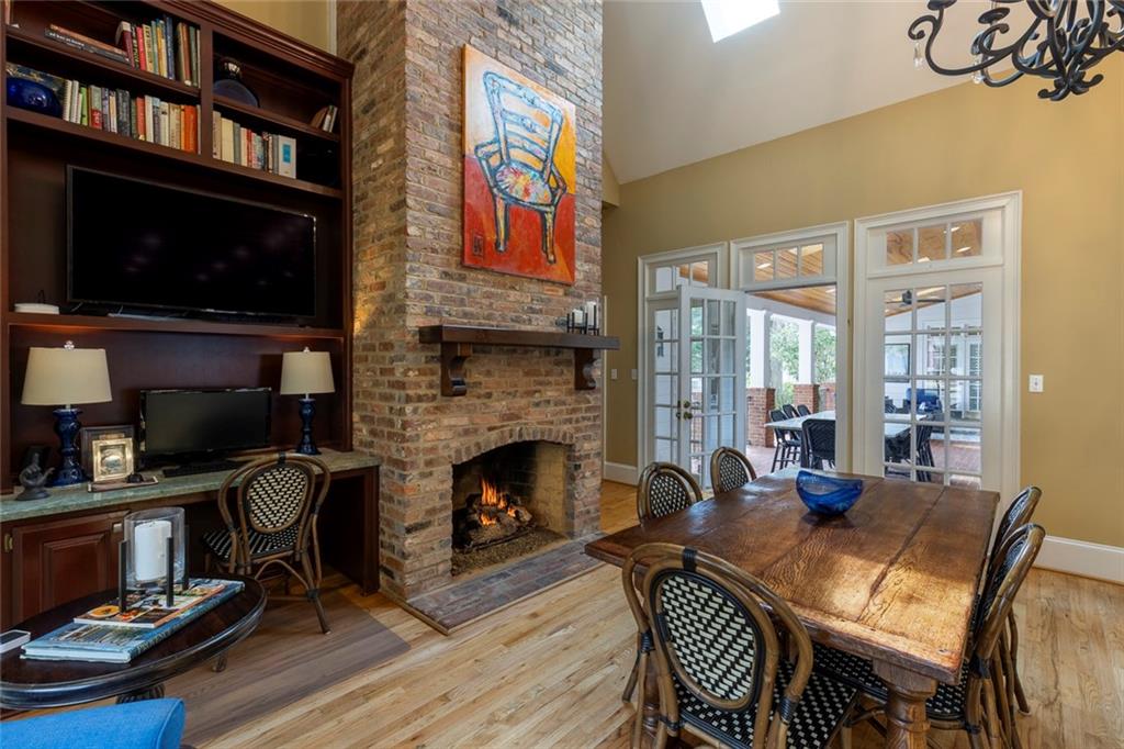 3866 Turnberry Court