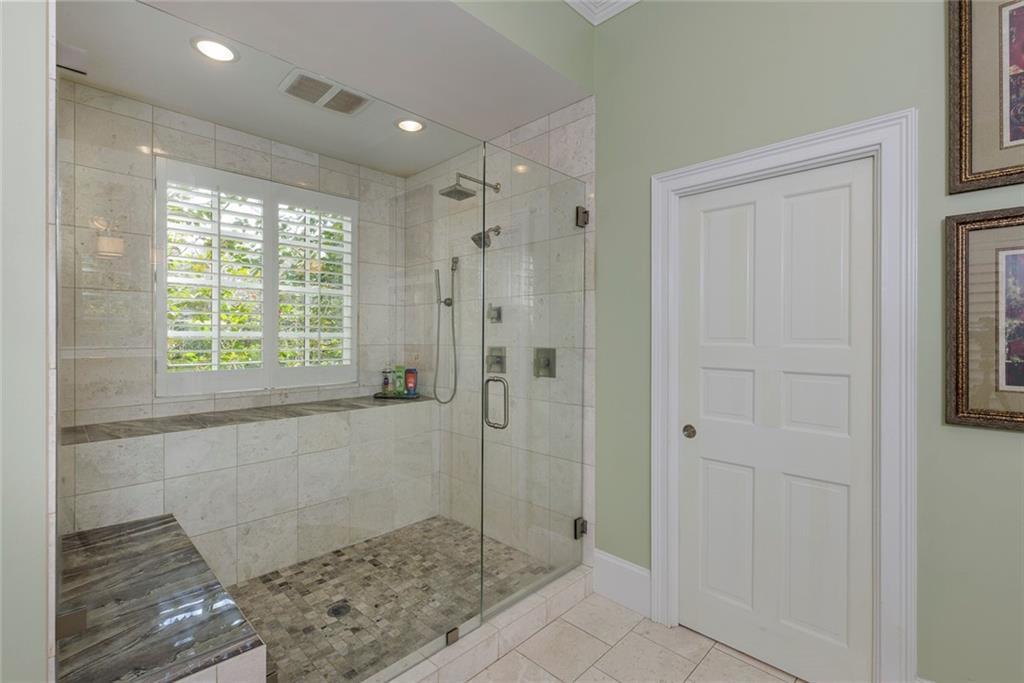 3866 Turnberry Court