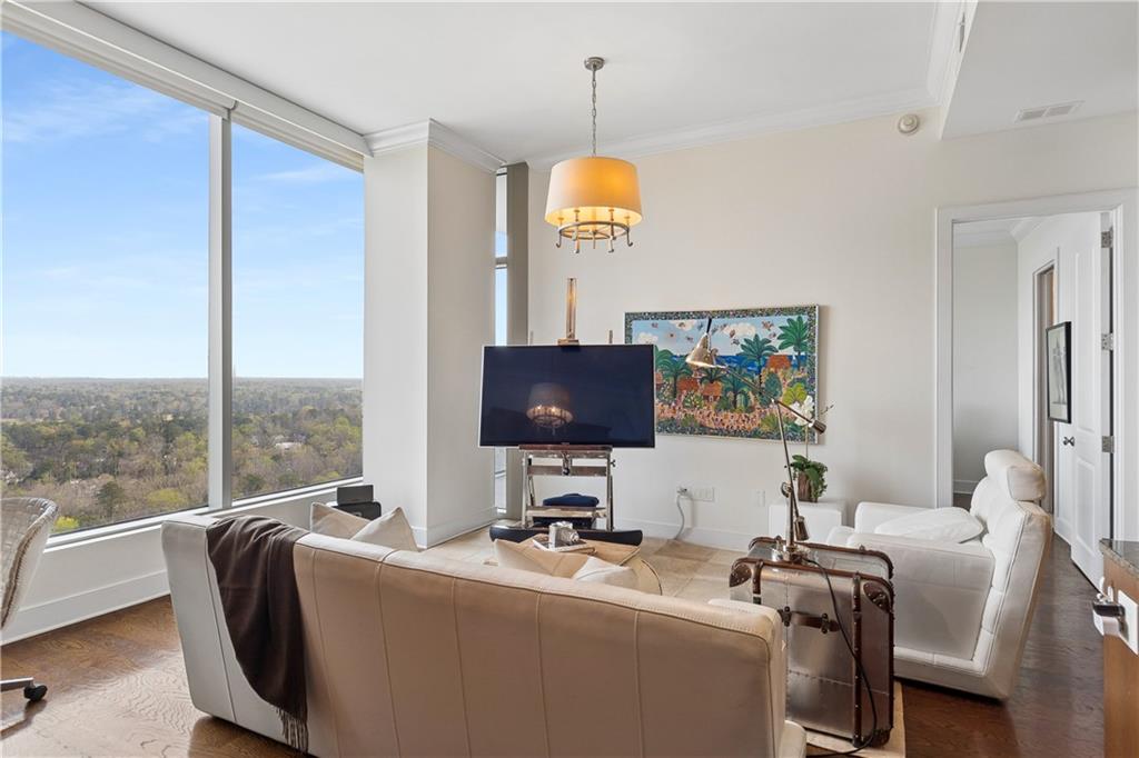 3630 Peachtree Road NE Unit 1809