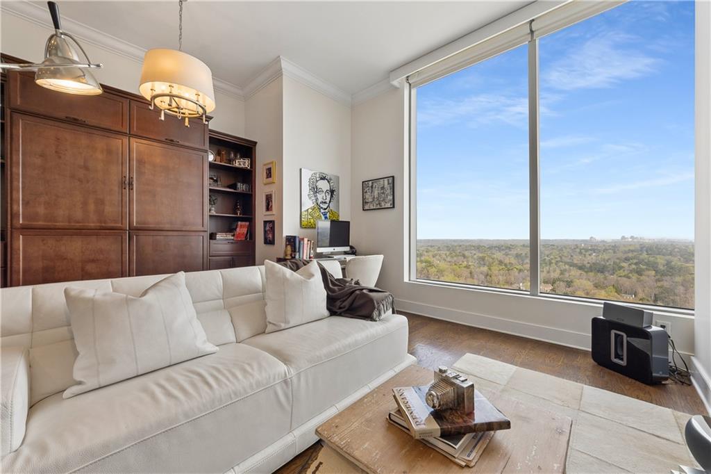 3630 Peachtree Road NE Unit 1809