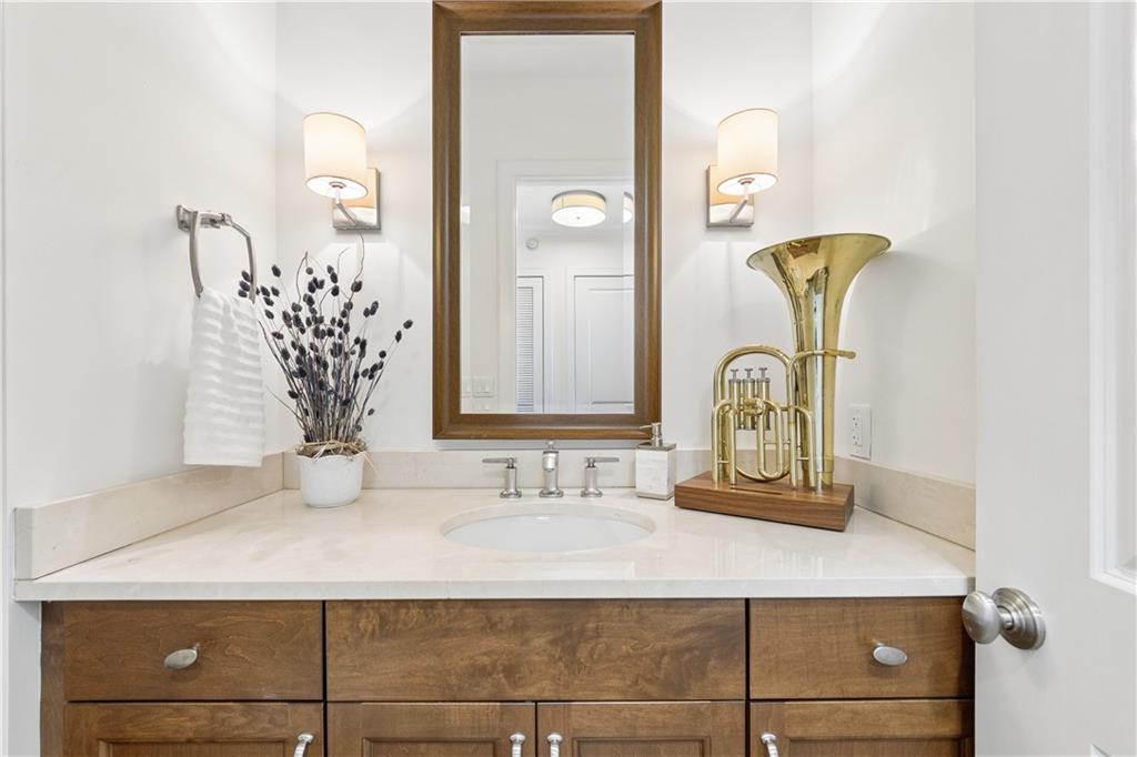 3630 Peachtree Road NE Unit 1809