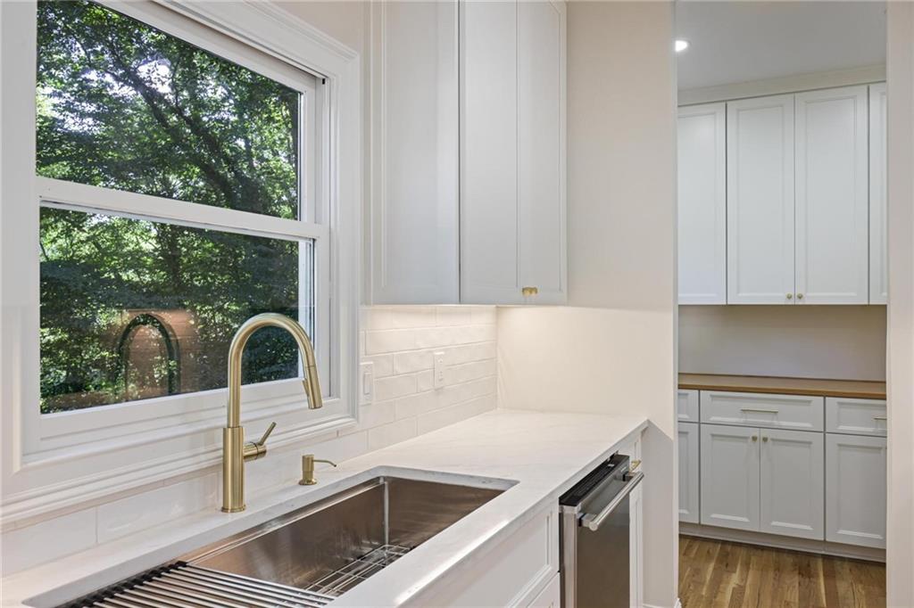 265 Galsworthy Court
