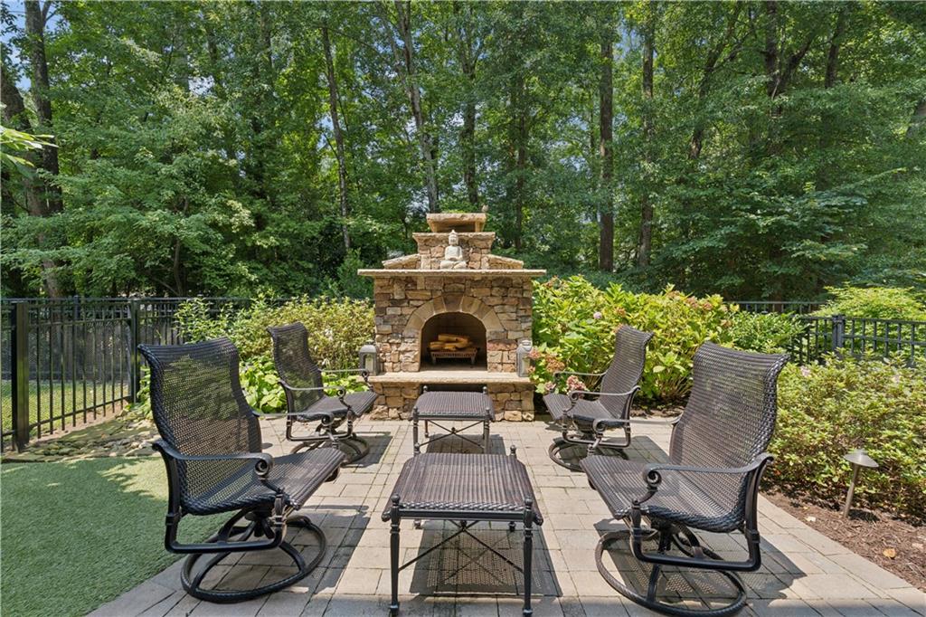 215 Marjean Way