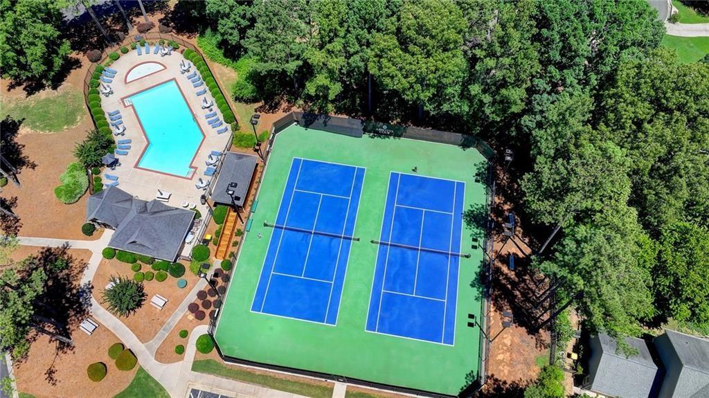 420 Dunhill View Court
