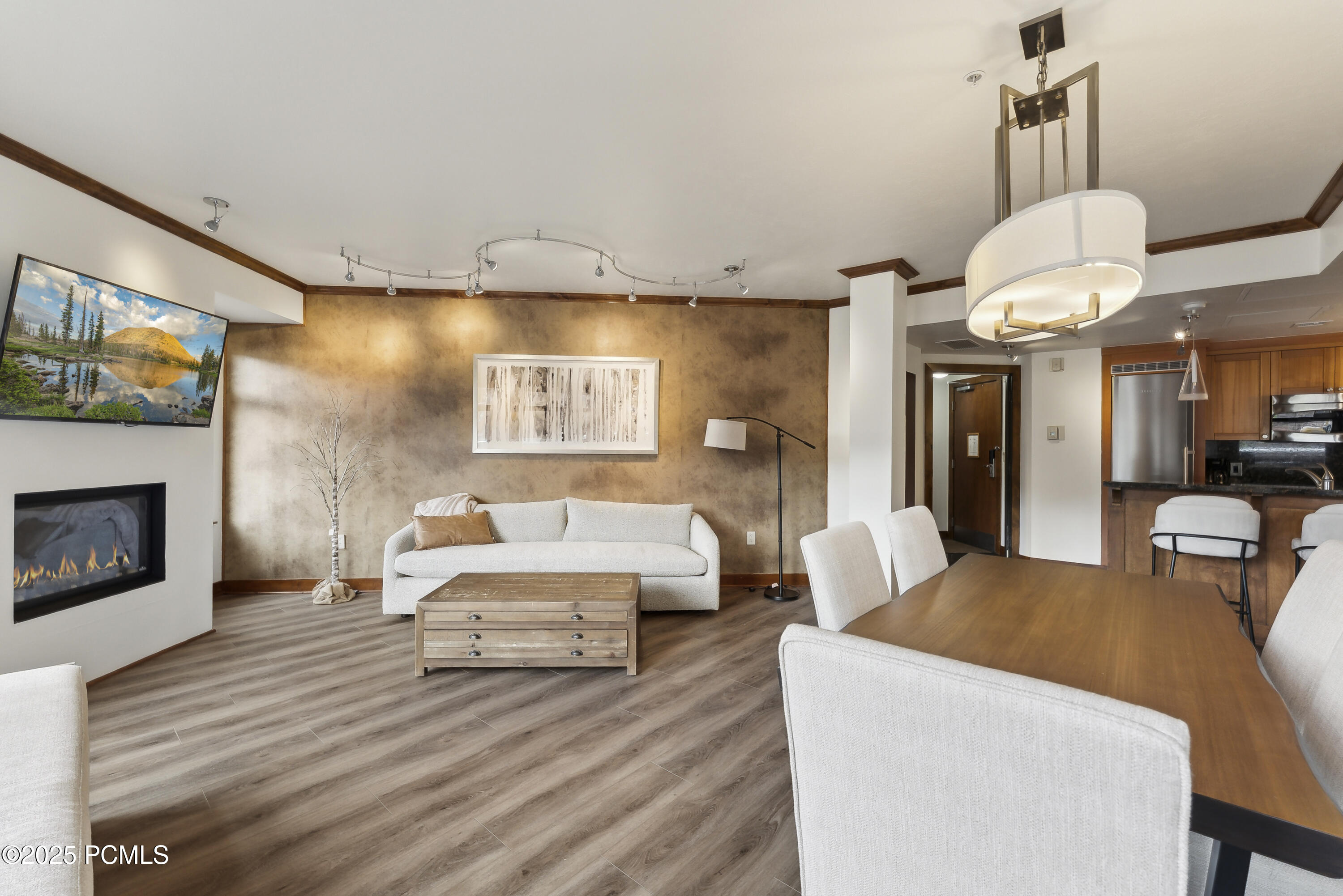 3720 N Sundial, C207