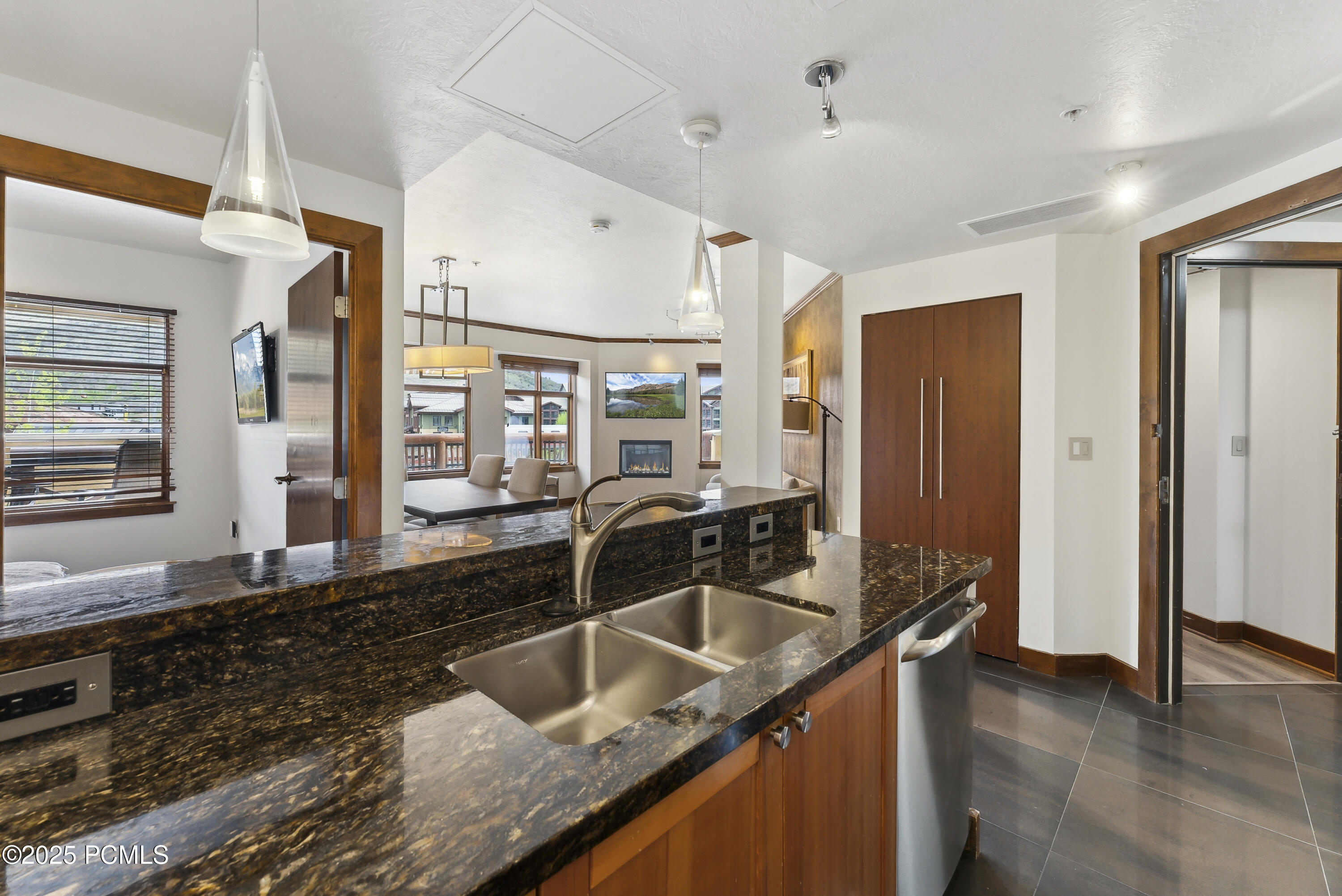 3720 N Sundial, C207