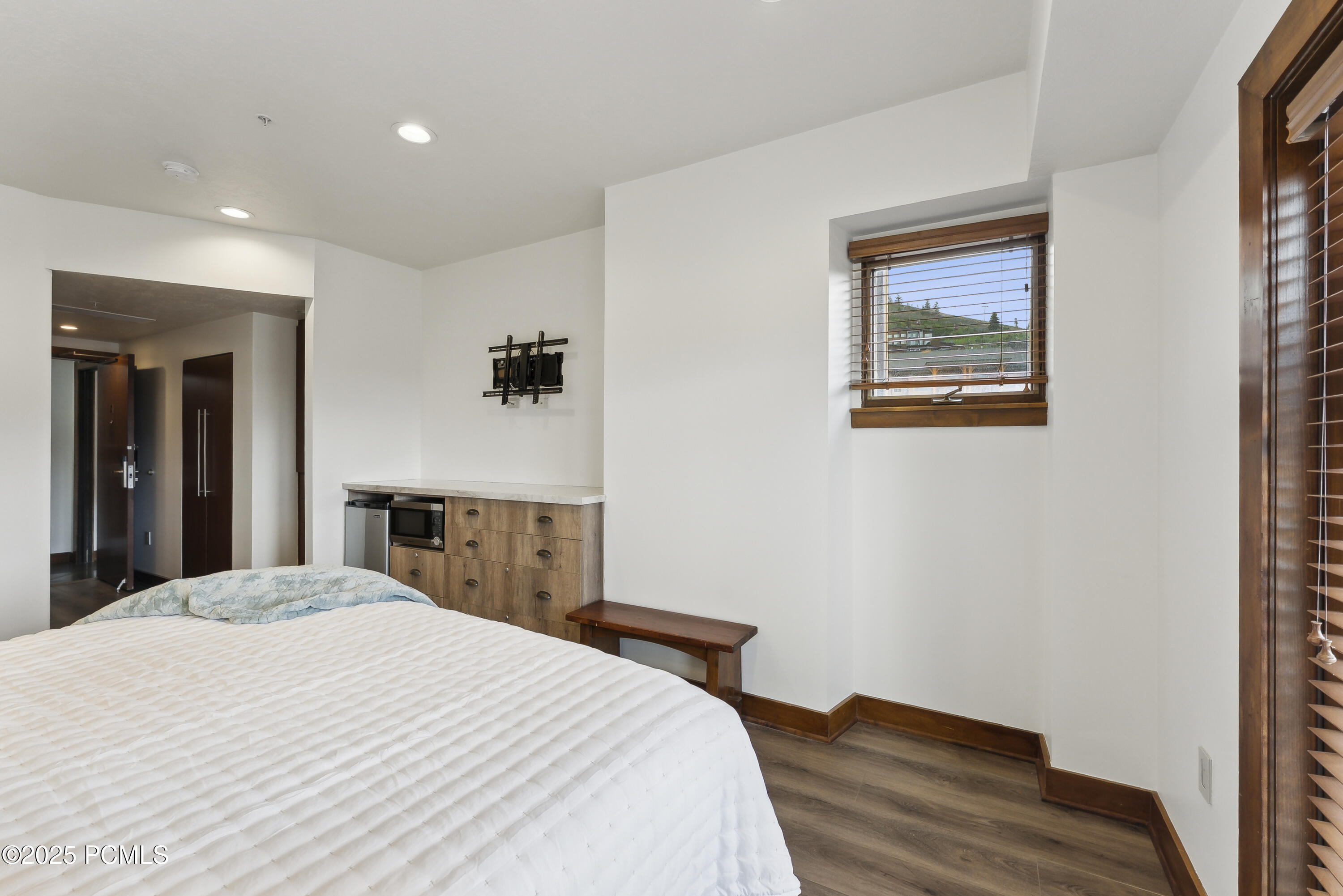 3720 N Sundial, C207