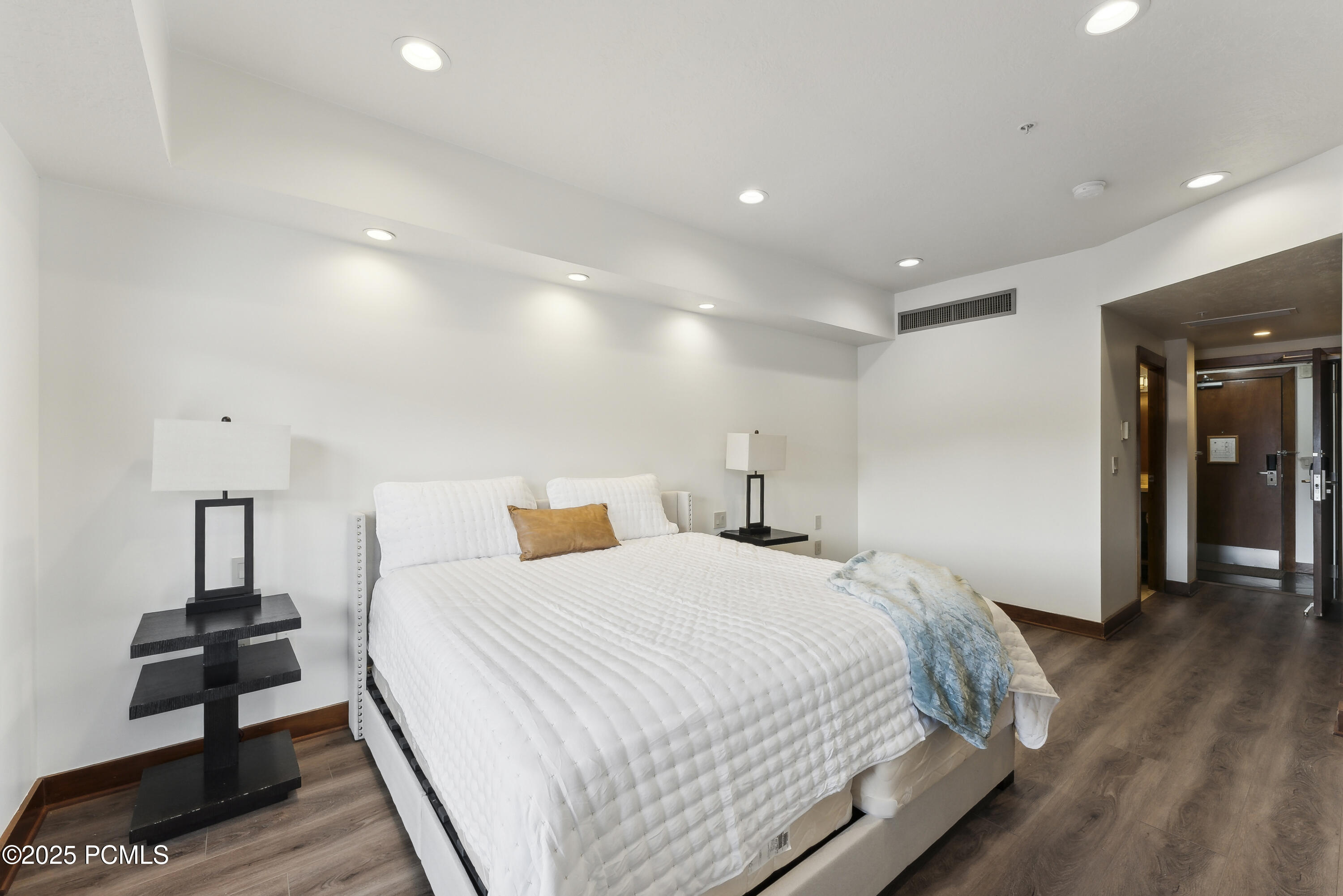 3720 N Sundial, C207