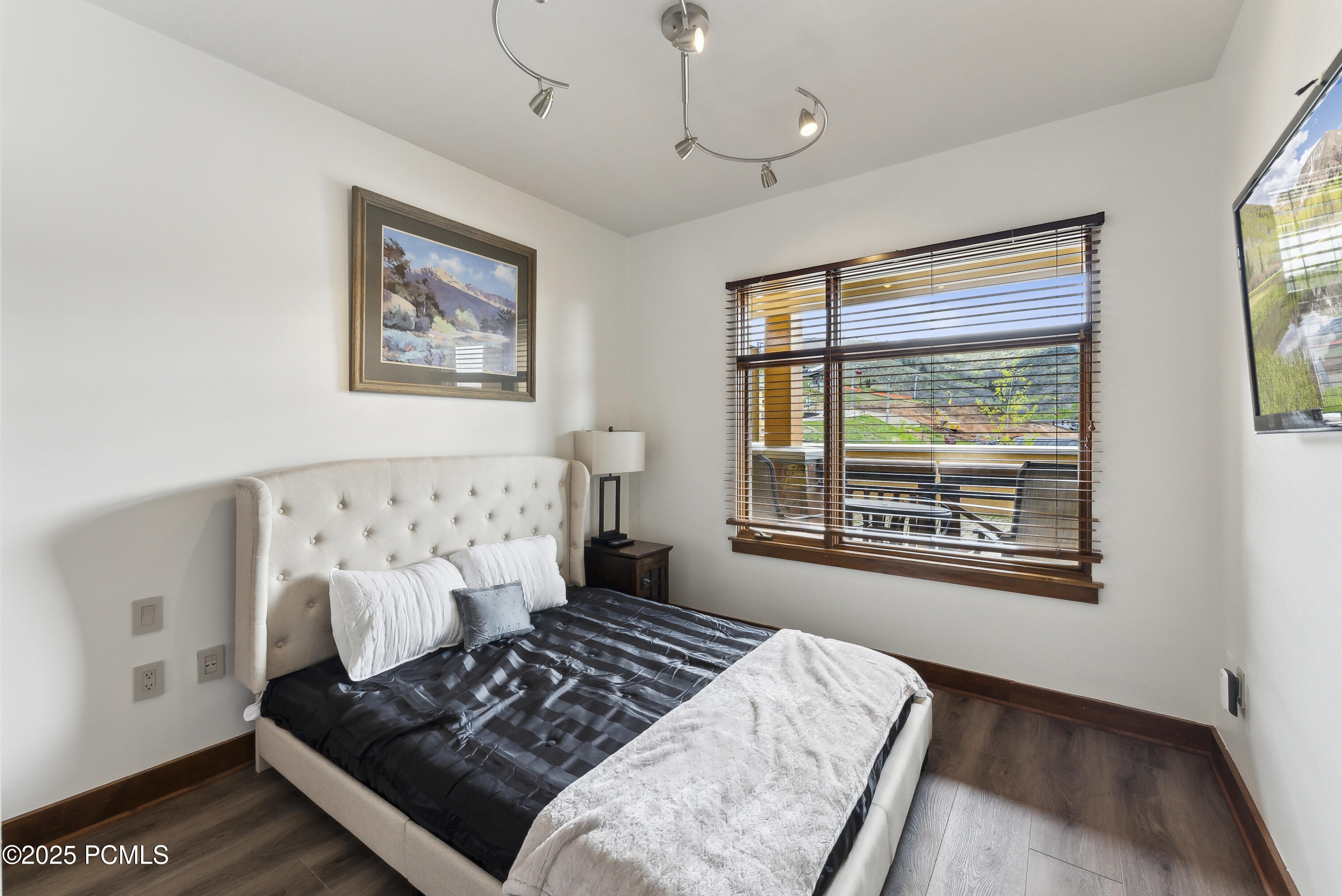 3720 N Sundial, C207