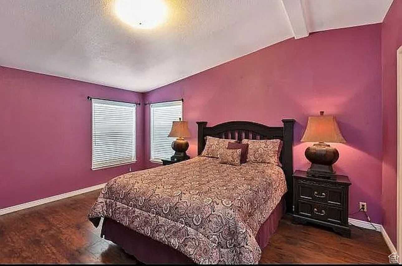 5092 S EL SENDERO CIR