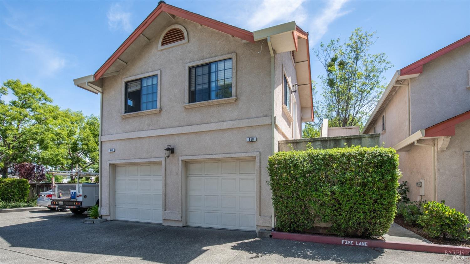 950 Edwards Avenue