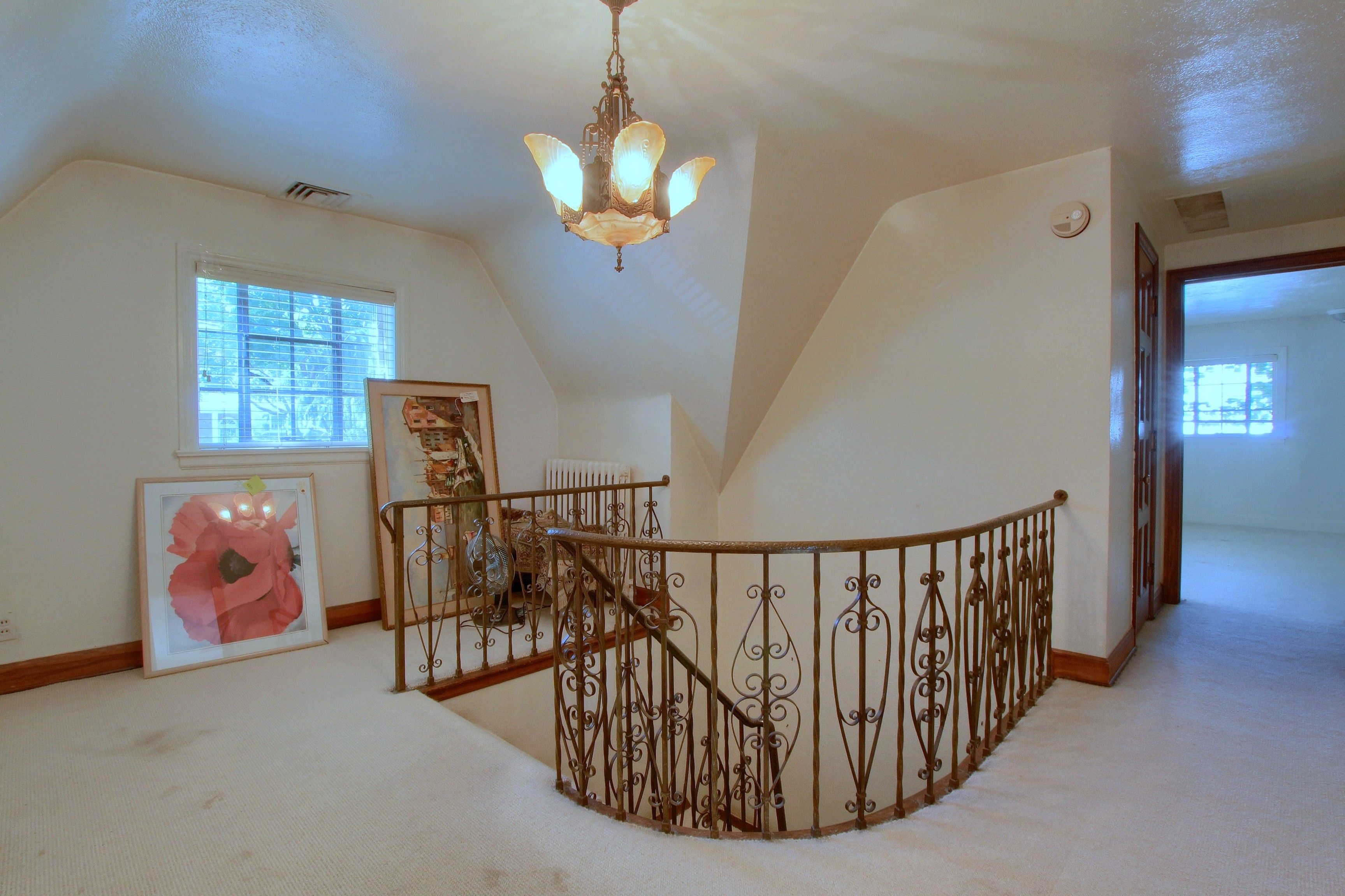 425 BRYN MAWR Street