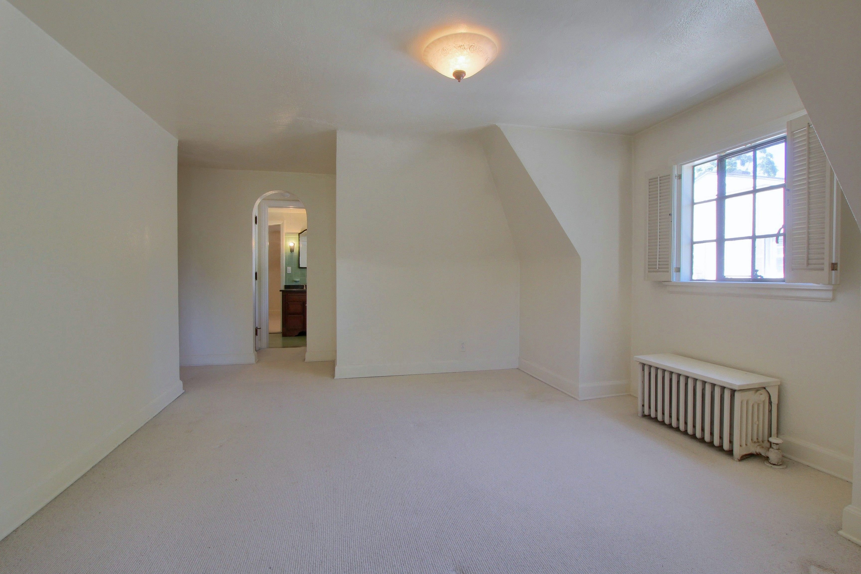425 BRYN MAWR Street