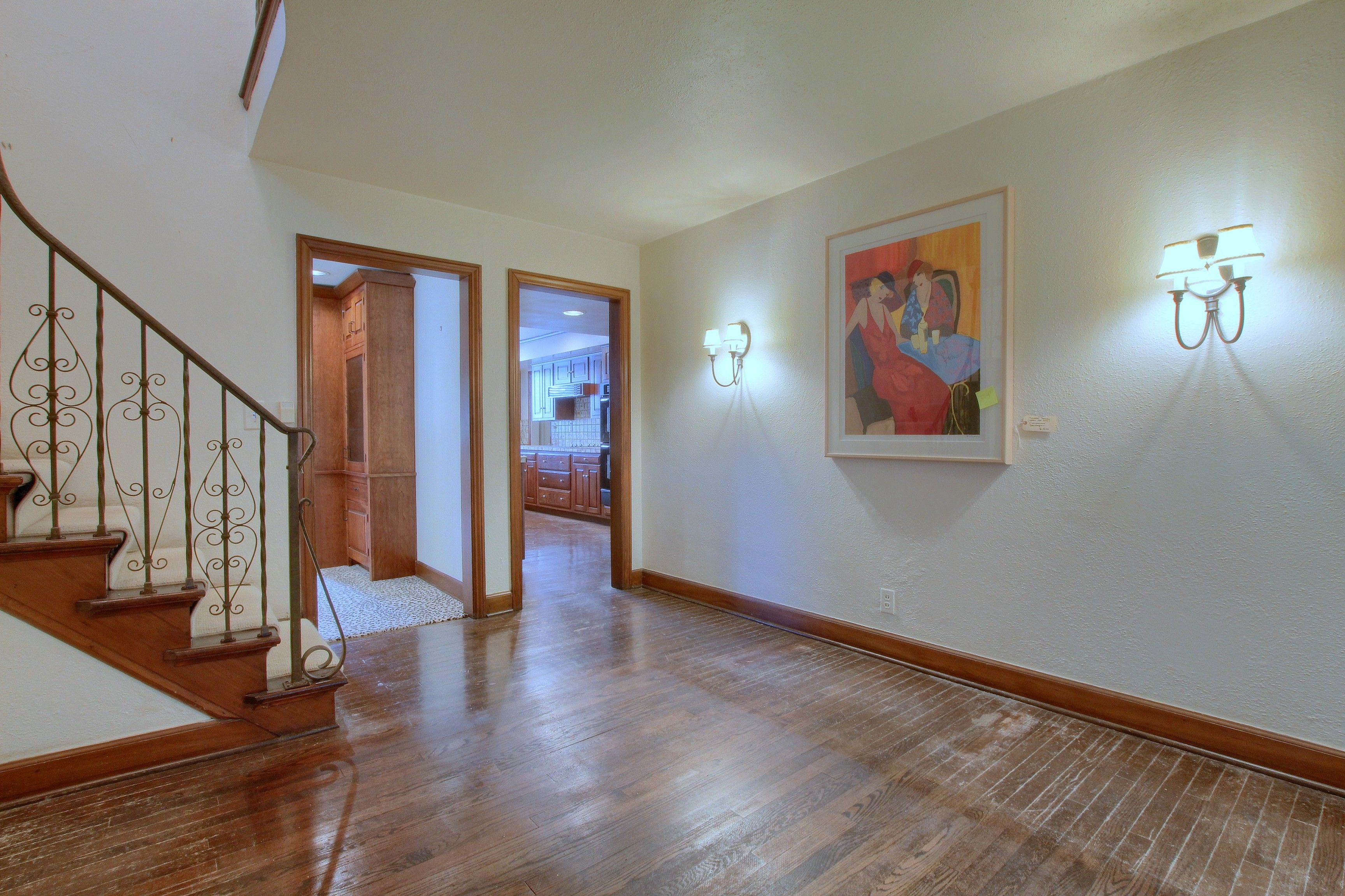 425 BRYN MAWR Street