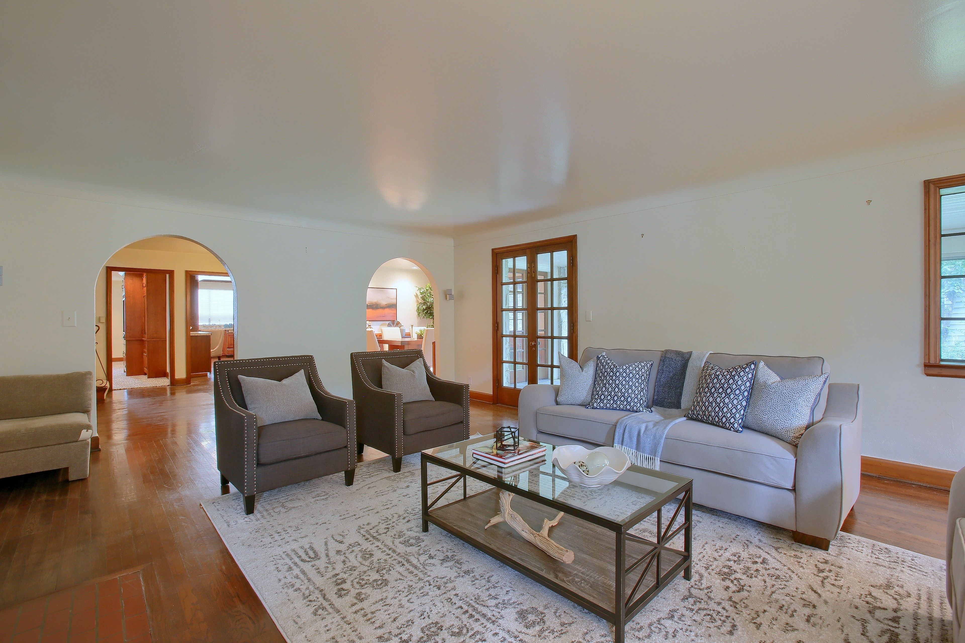 425 BRYN MAWR Street