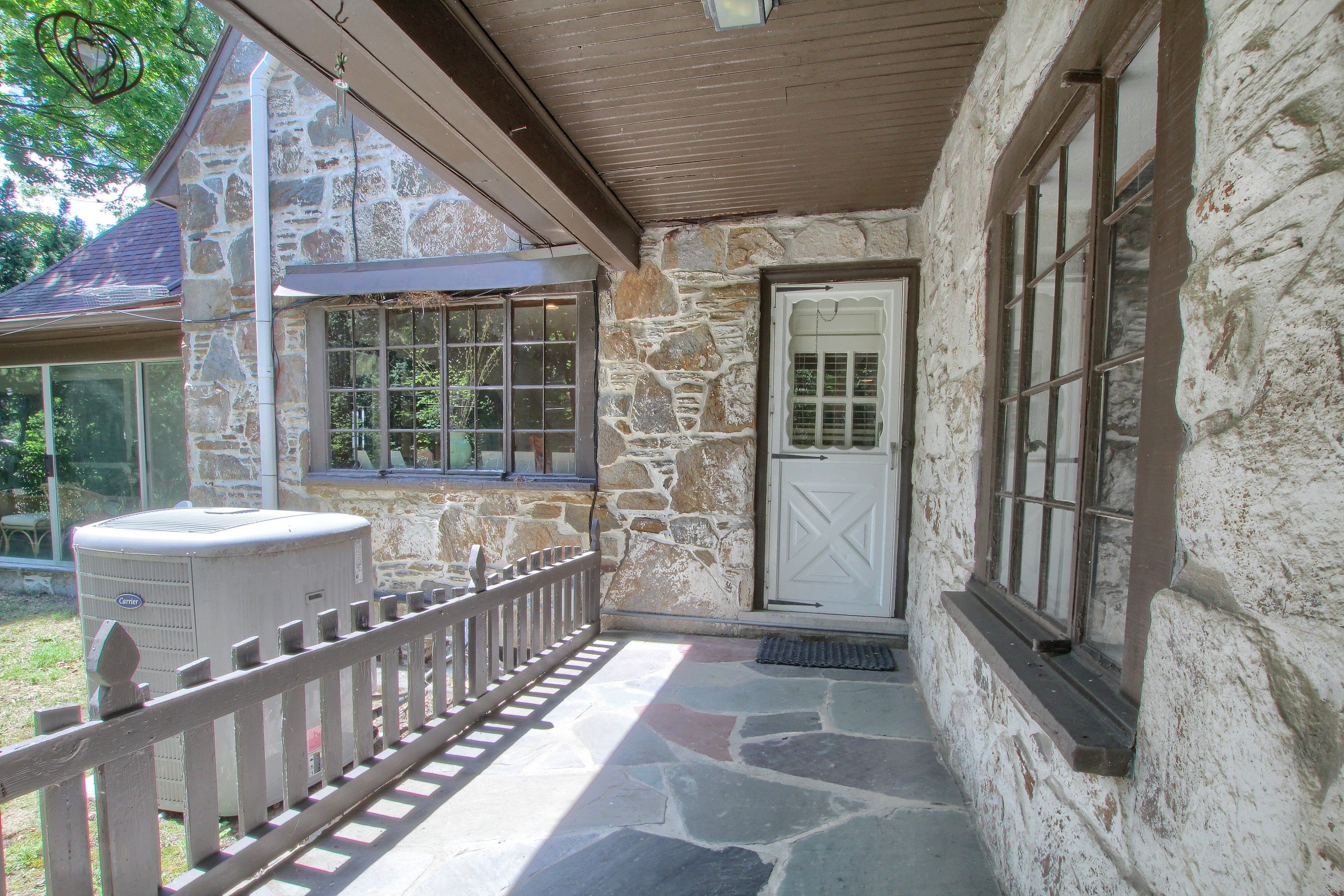425 BRYN MAWR Street