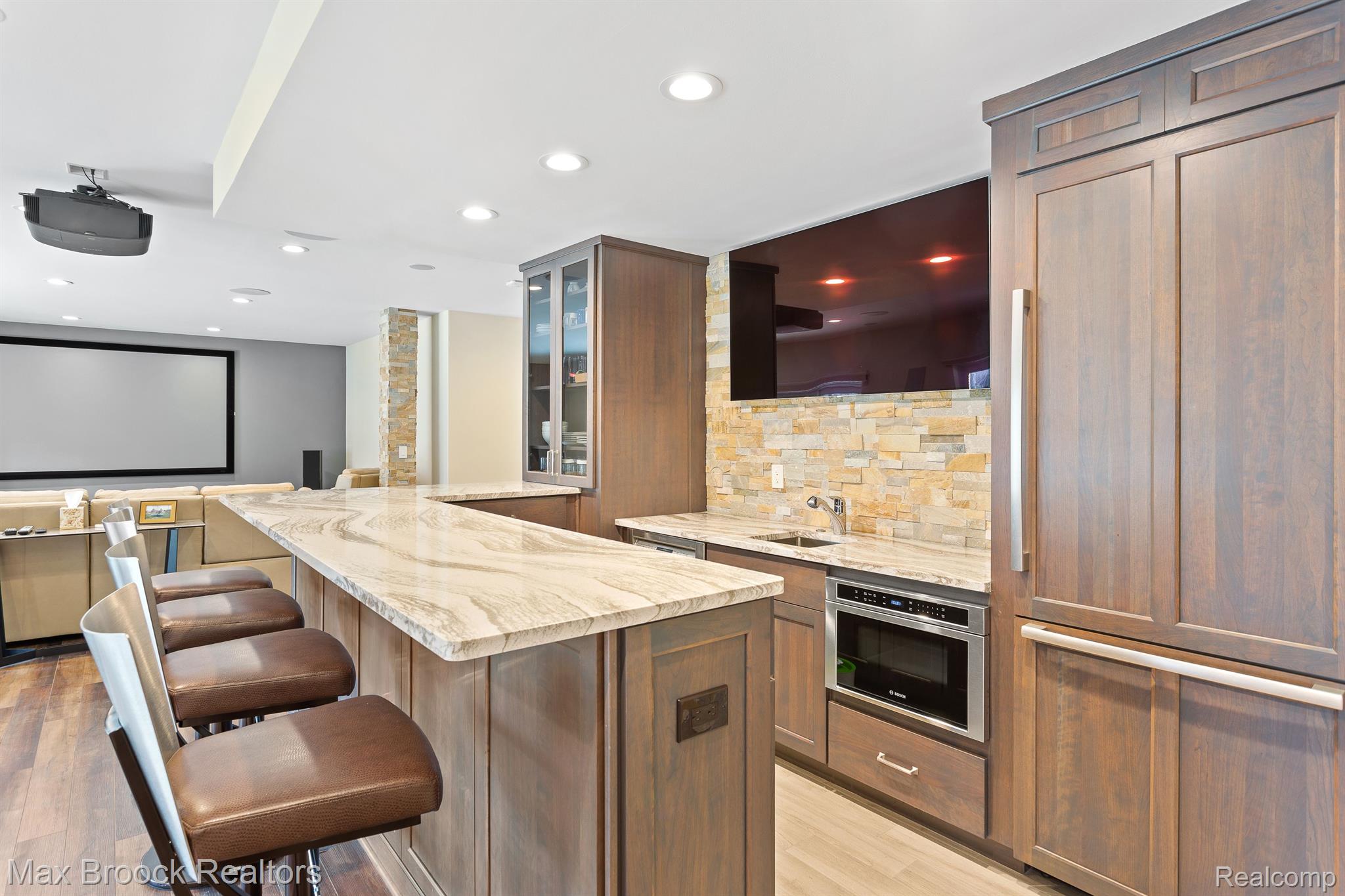 151 MANORWOOD Drive