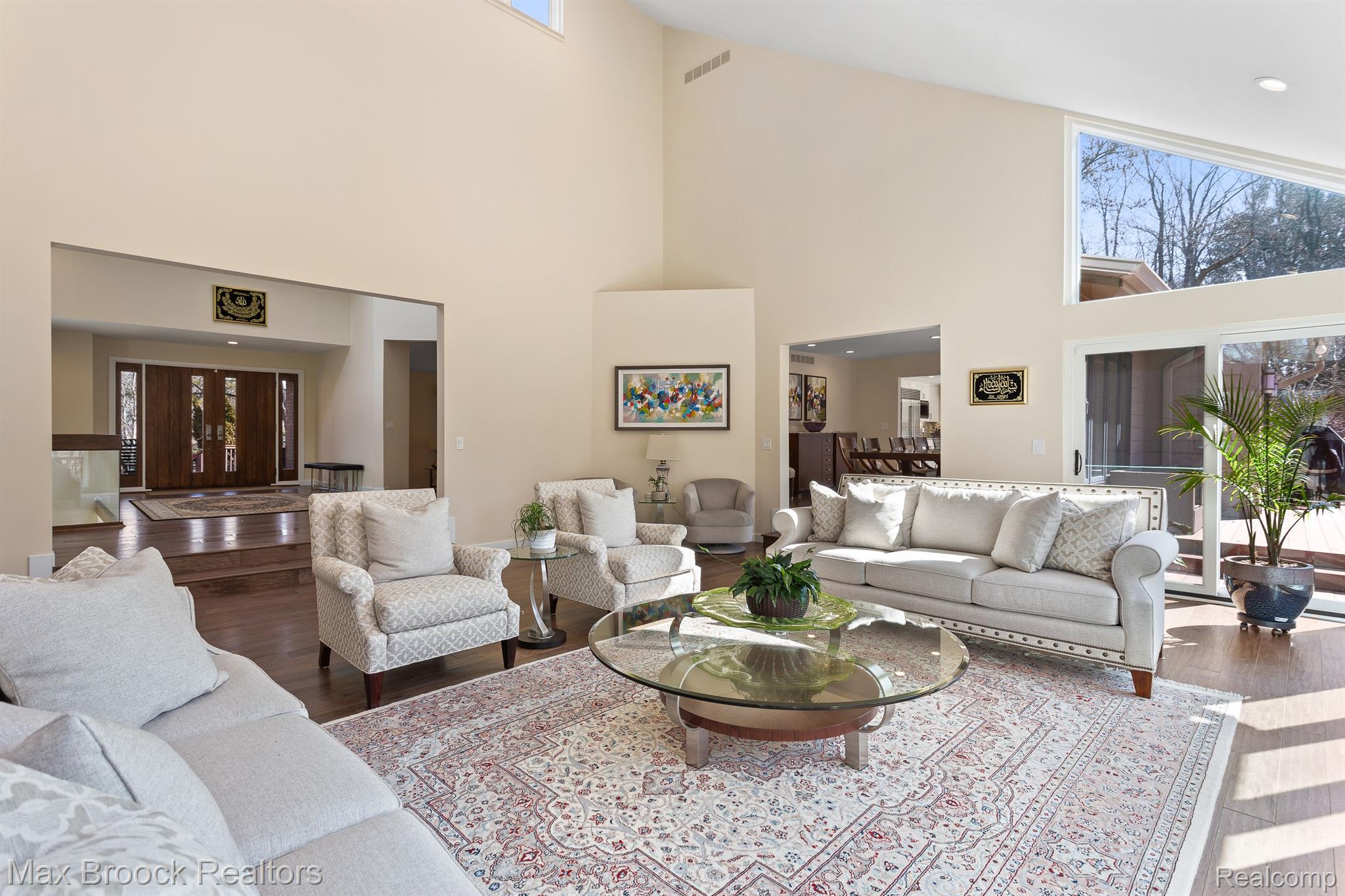 151 MANORWOOD Drive