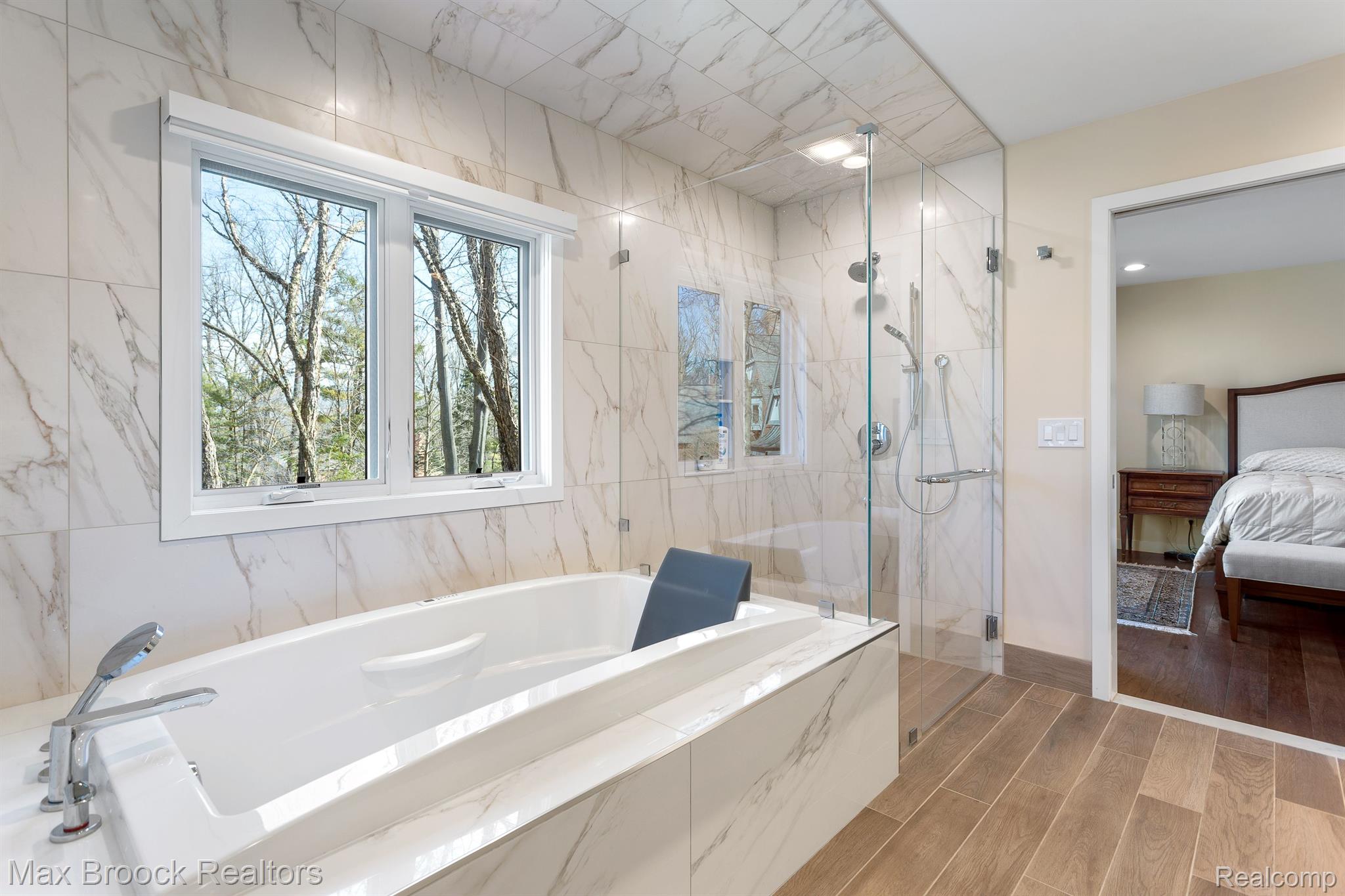 151 MANORWOOD Drive