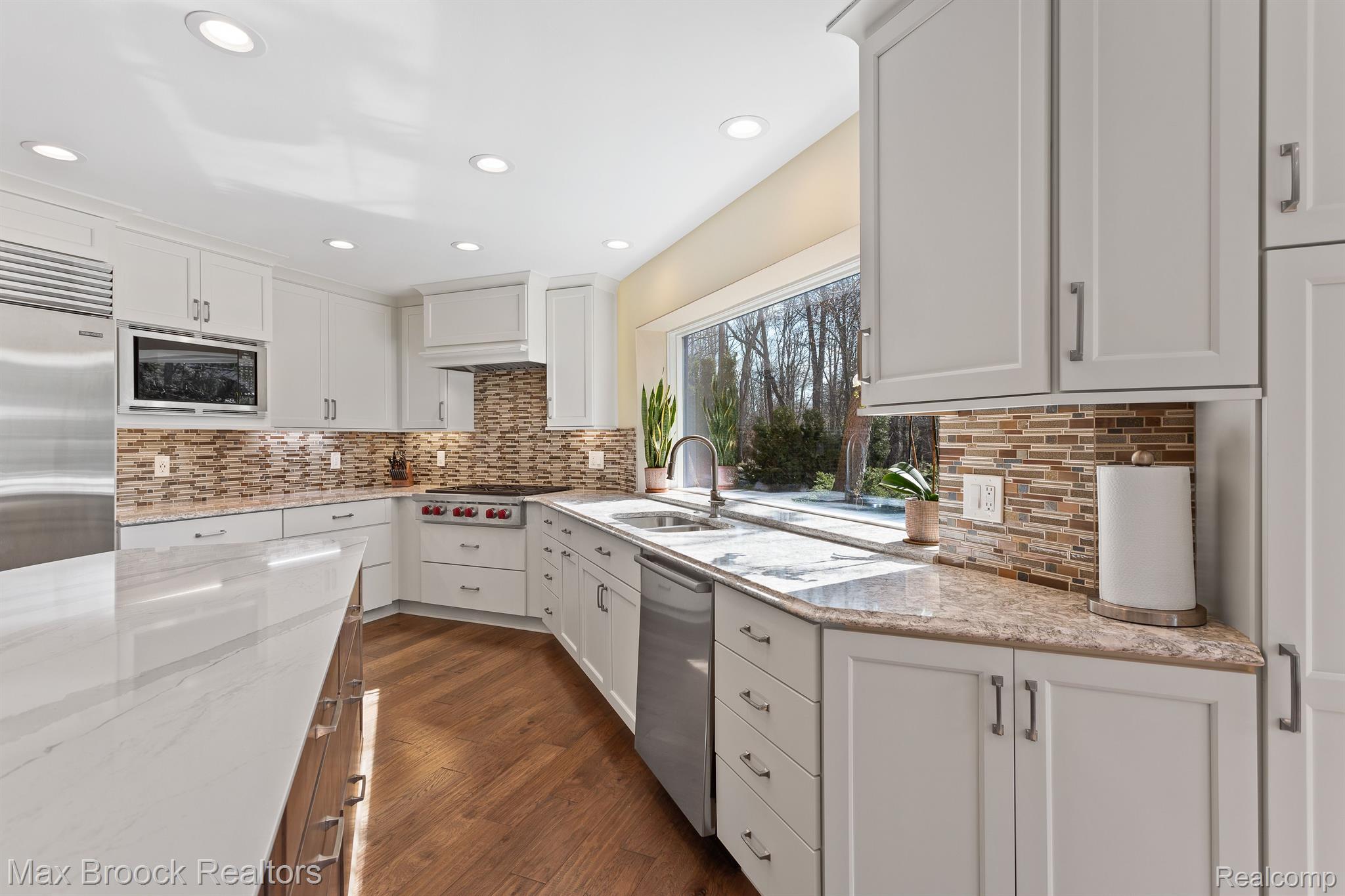 151 MANORWOOD Drive