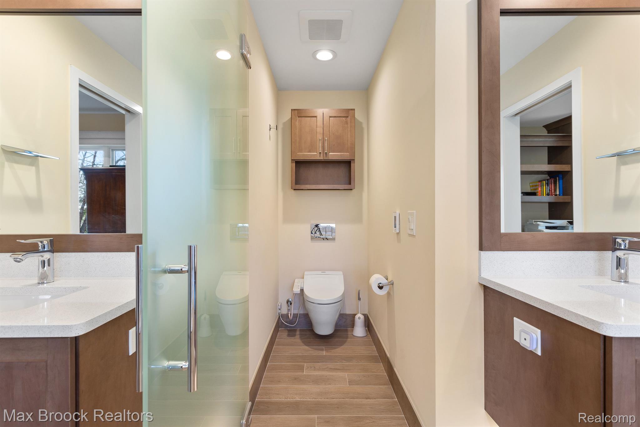 151 MANORWOOD Drive