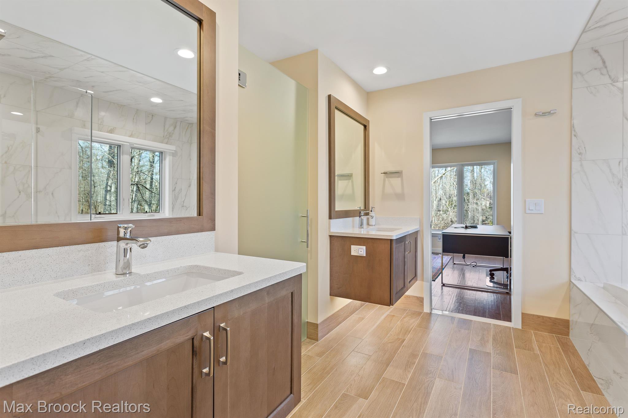 151 MANORWOOD Drive