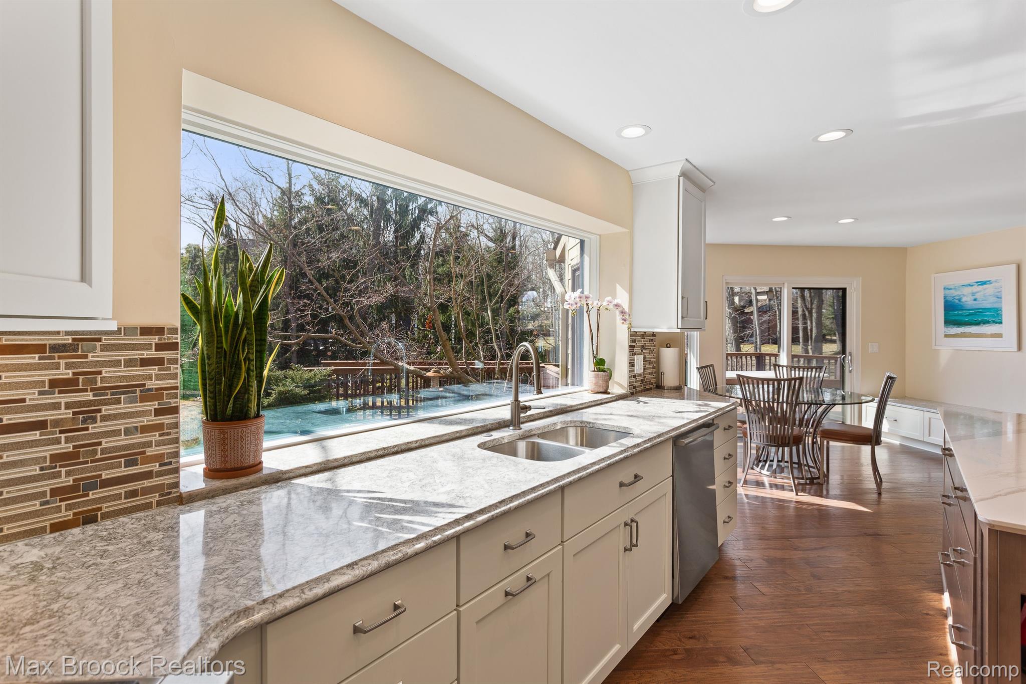 151 MANORWOOD Drive