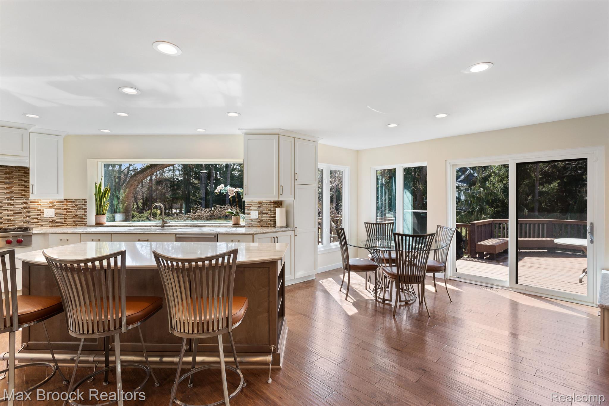 151 MANORWOOD Drive