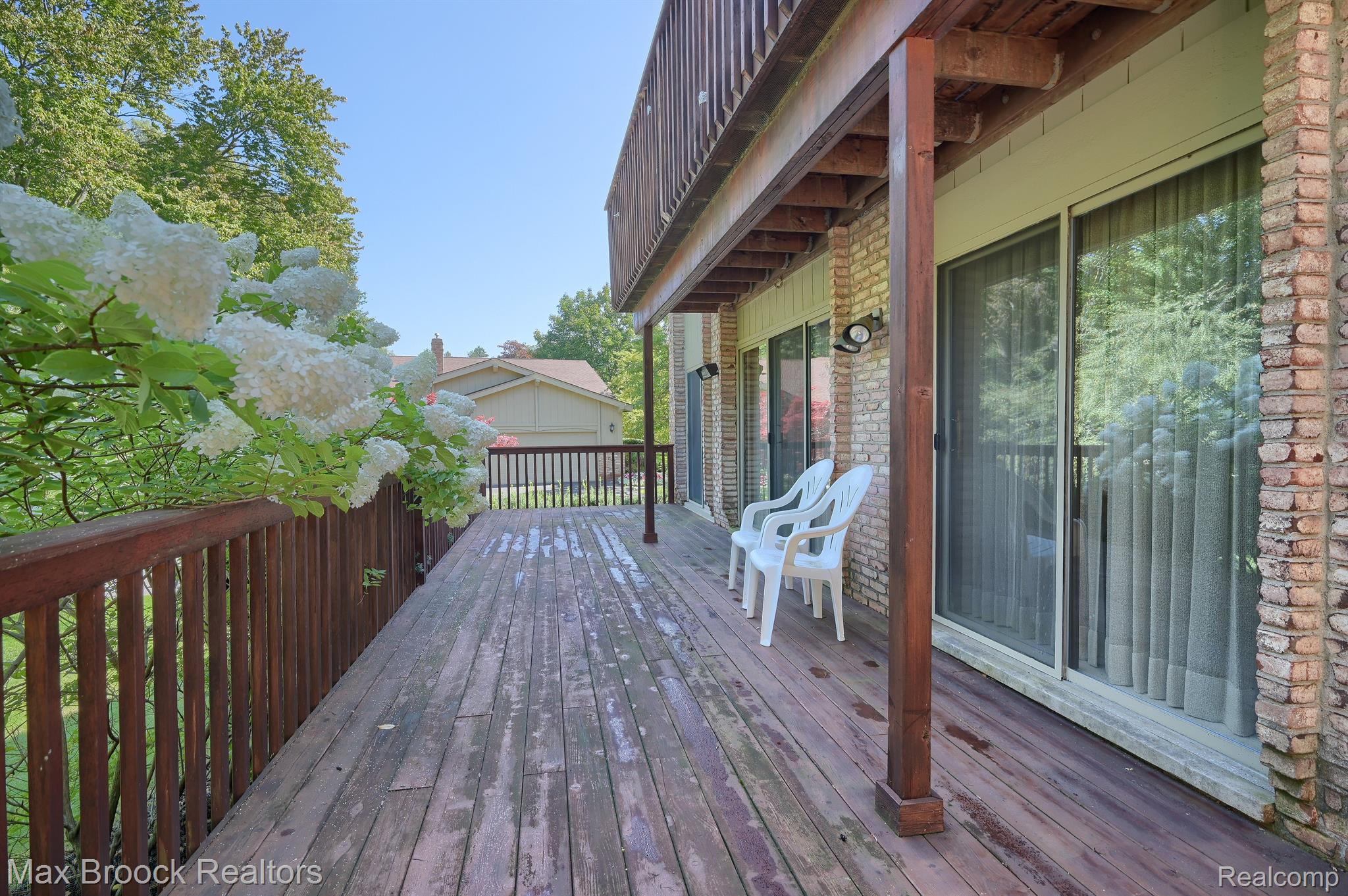 2189 COLONY CLUB Court