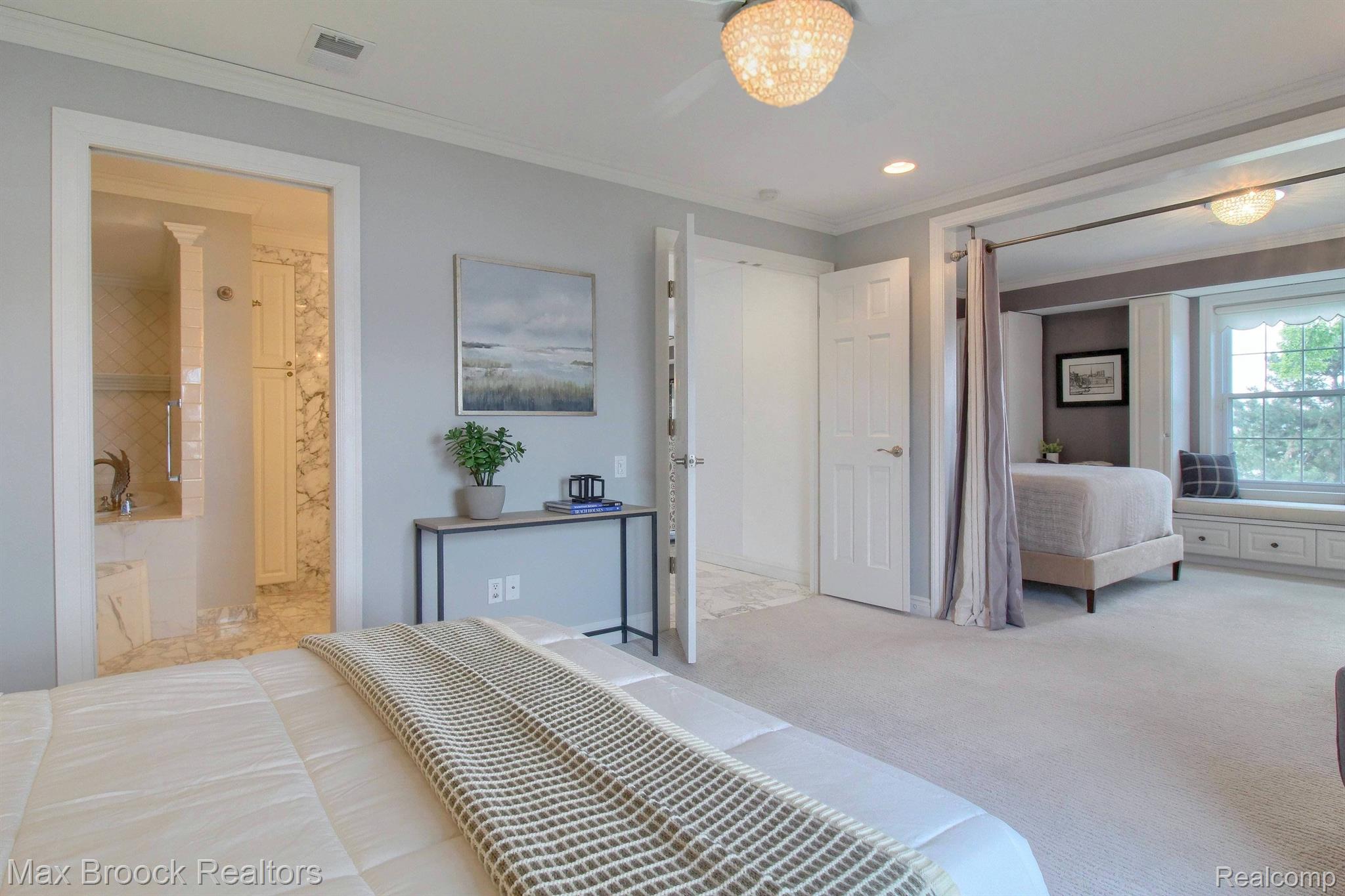 3559 PORT COVE Drive Unit: 11