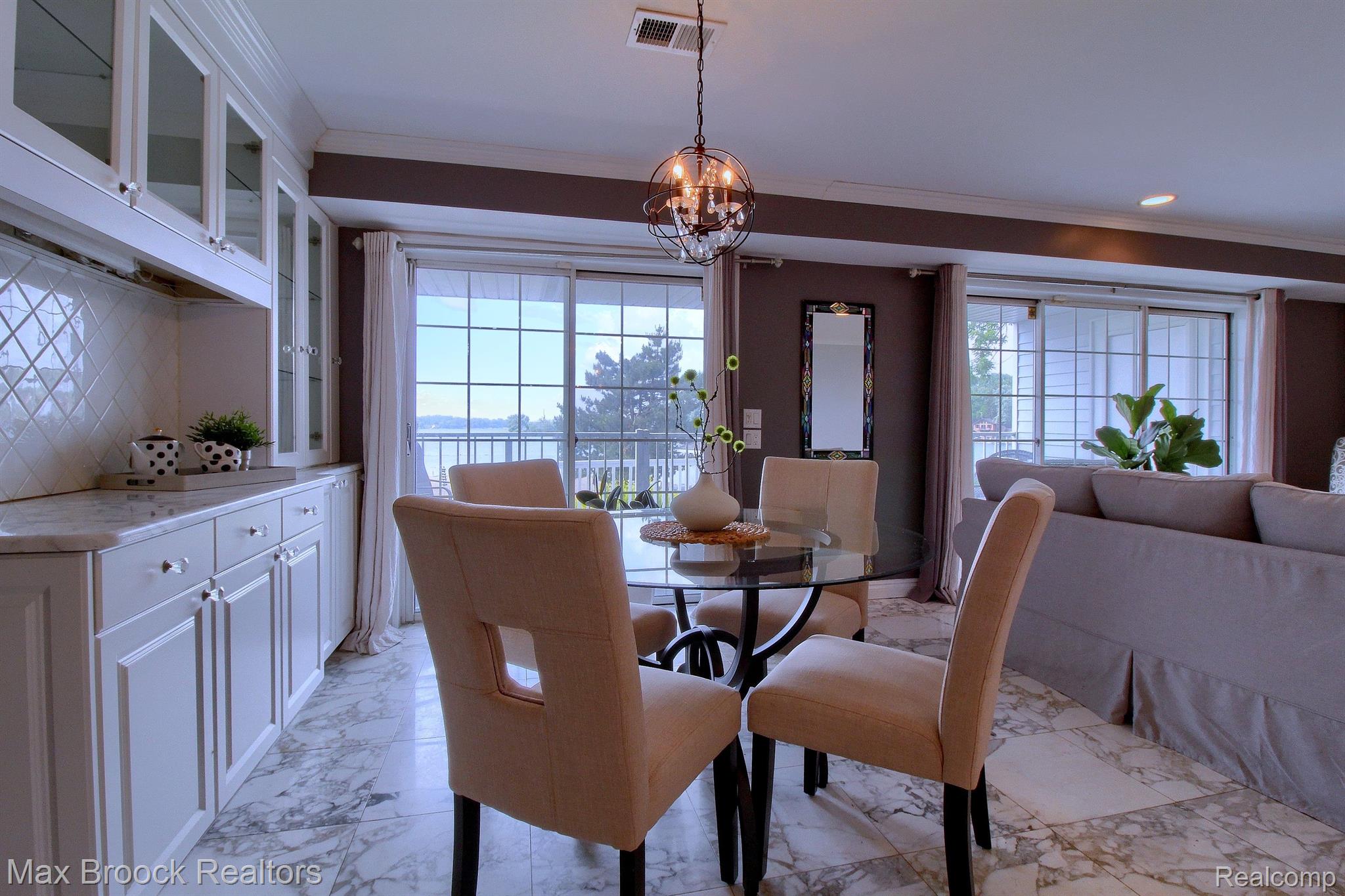 3559 PORT COVE Drive Unit: 11