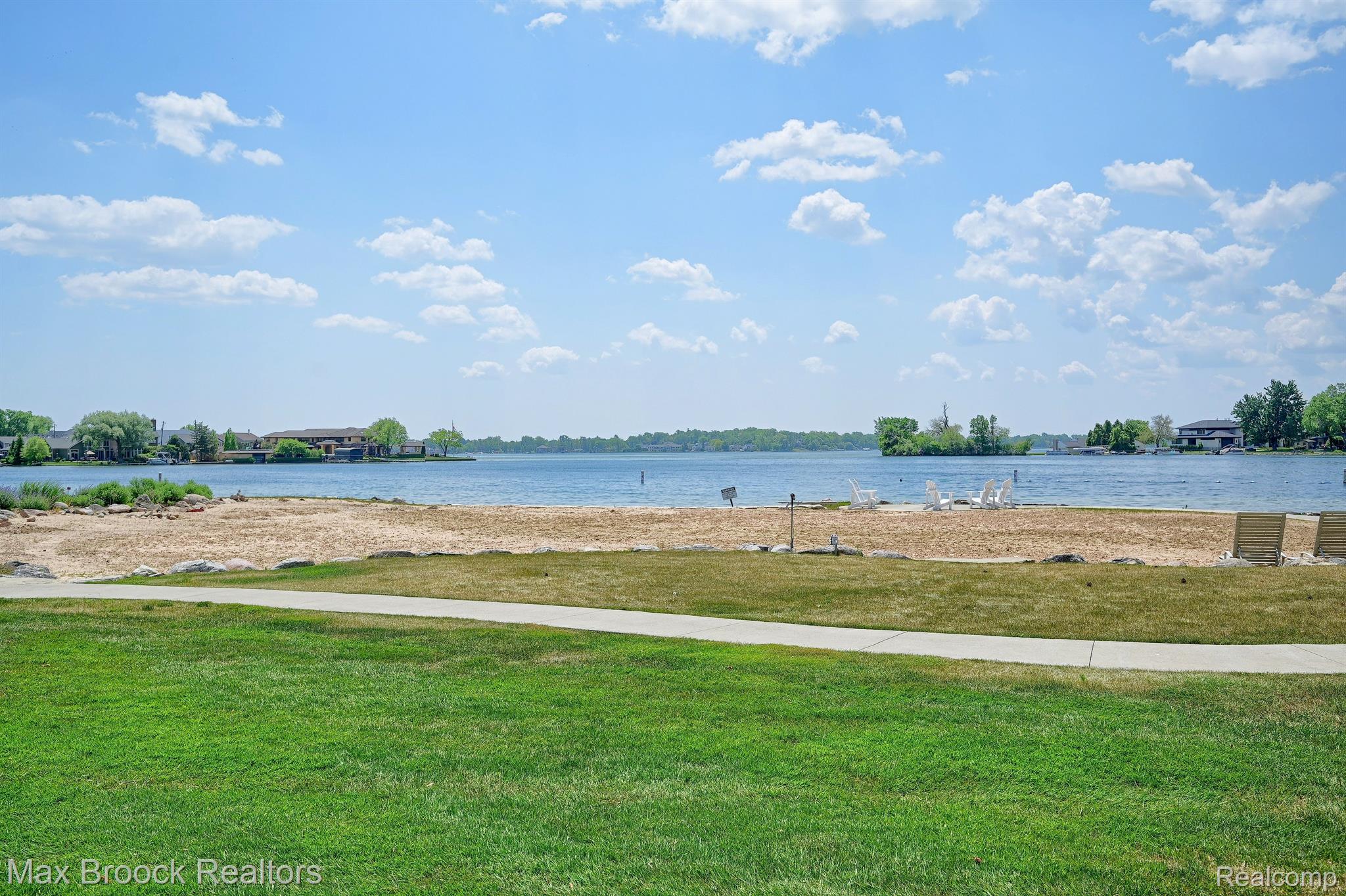 3559 PORT COVE Drive Unit: 11