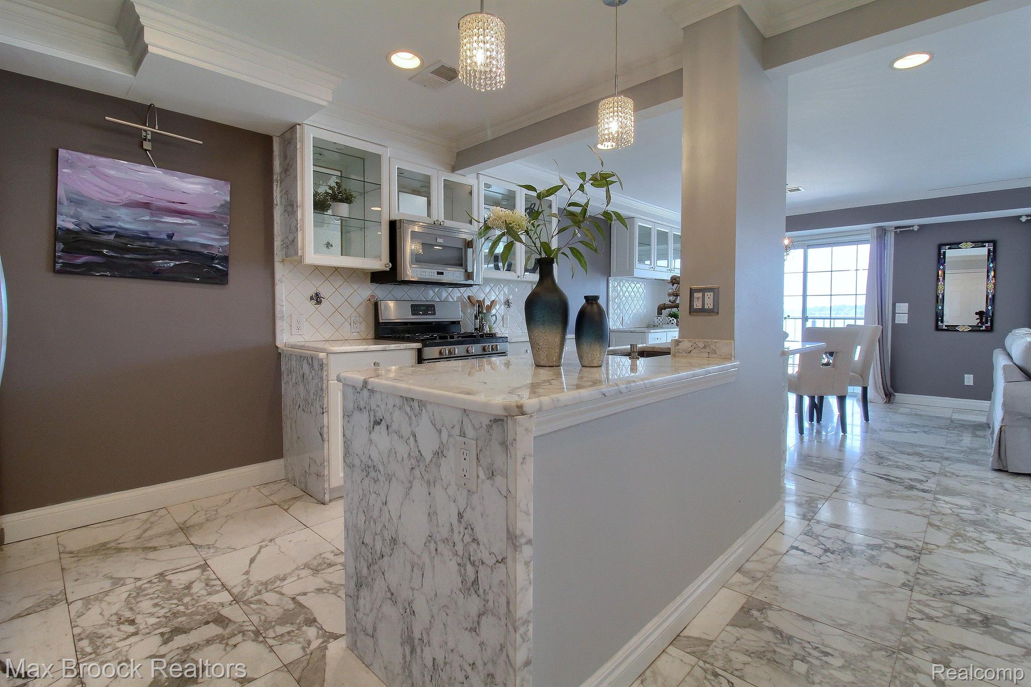 3559 PORT COVE Drive Unit: 11