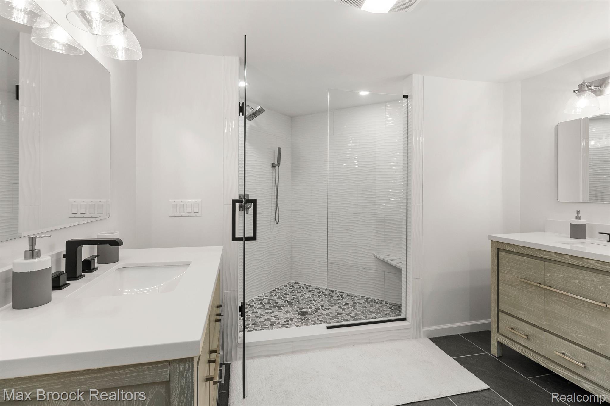 3565 PORT COVE DR  Unit: 72