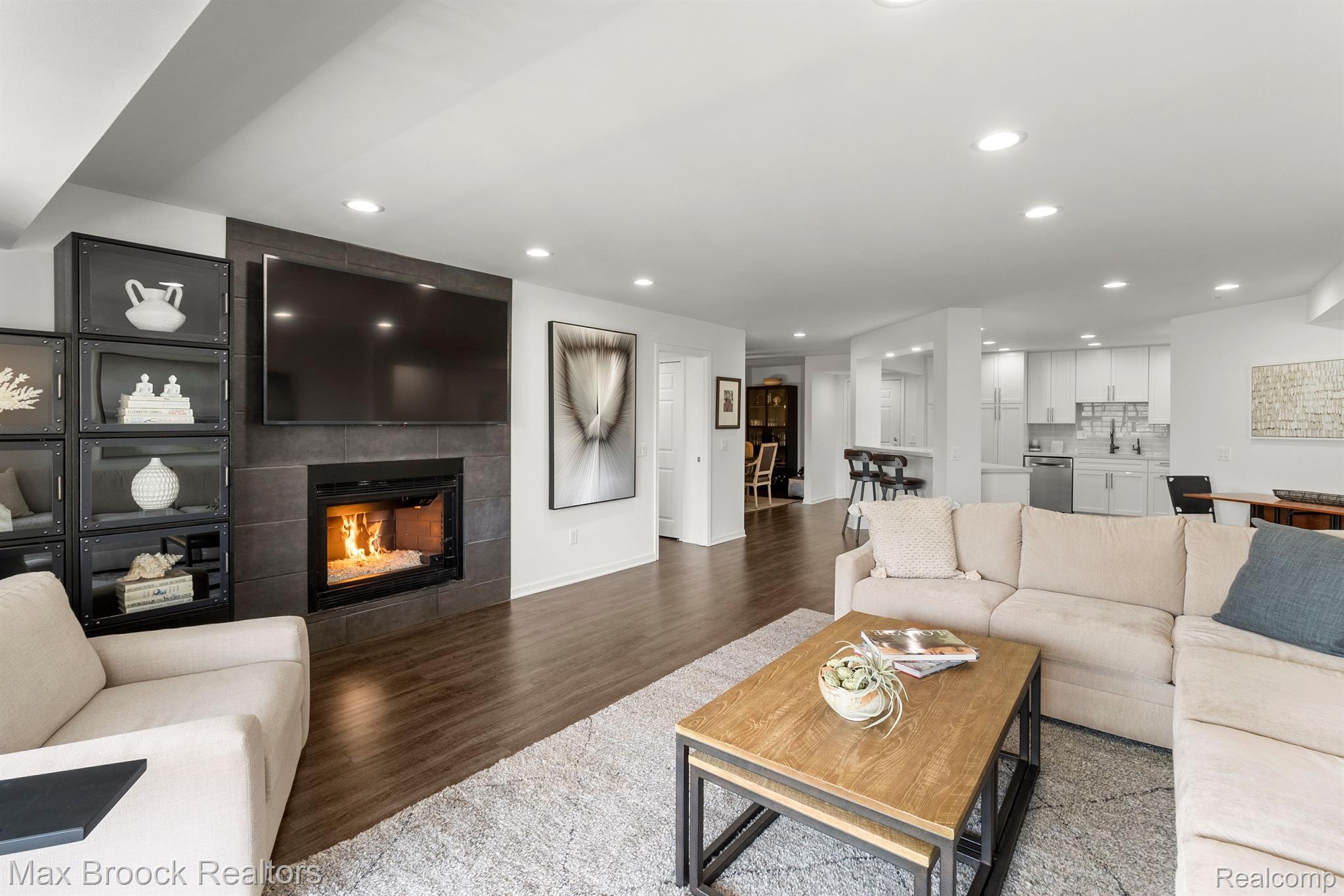 3565 PORT COVE DR  Unit: 72