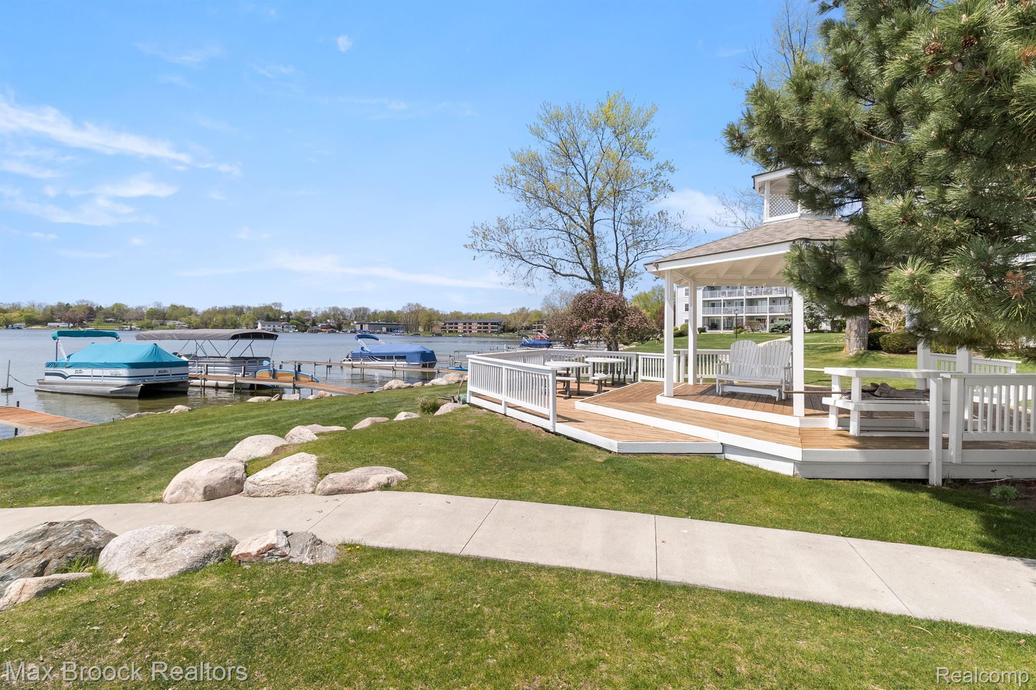 3565 PORT COVE DR  Unit: 72