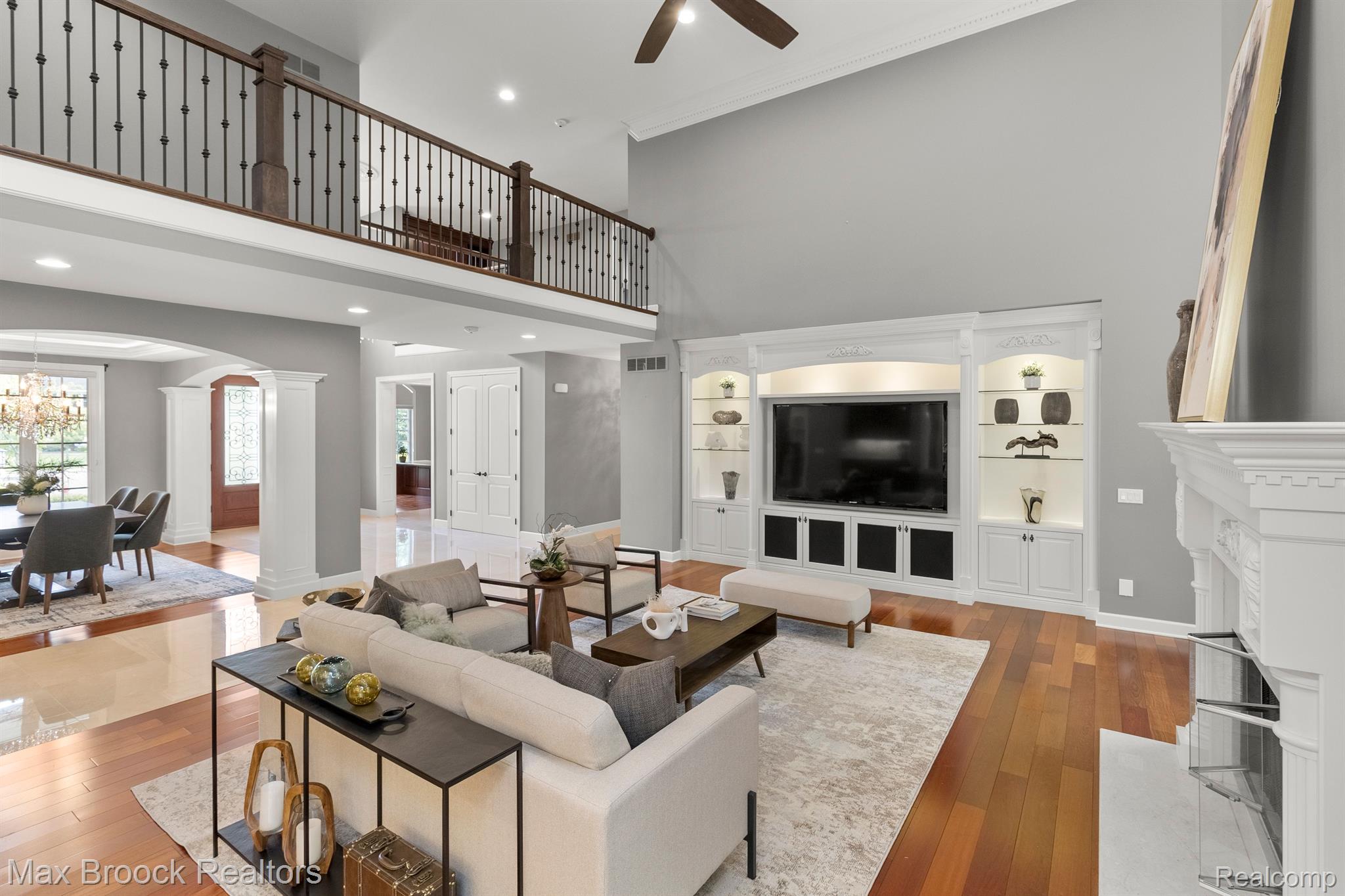 3220 LEGACY CT