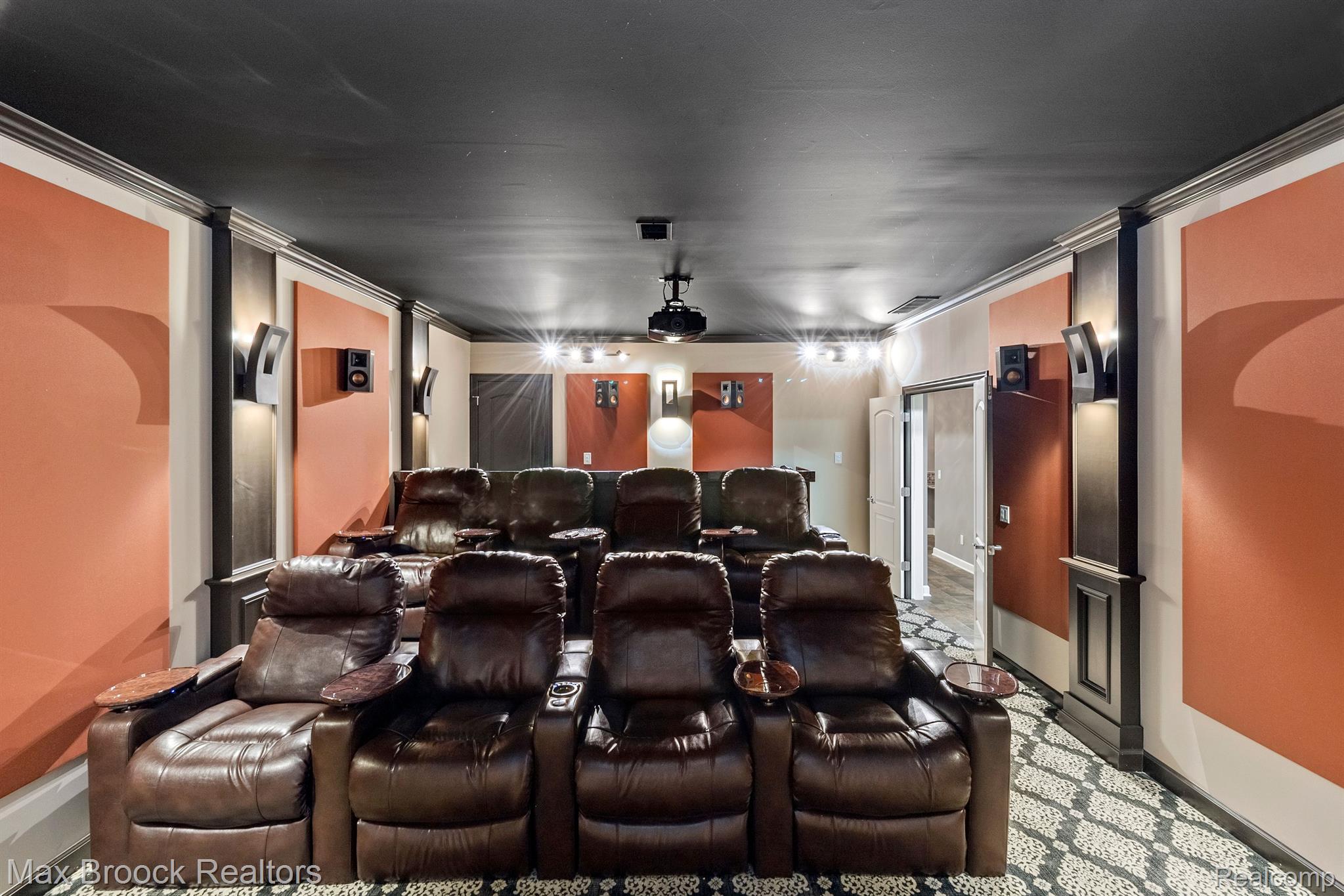 3220 LEGACY CT