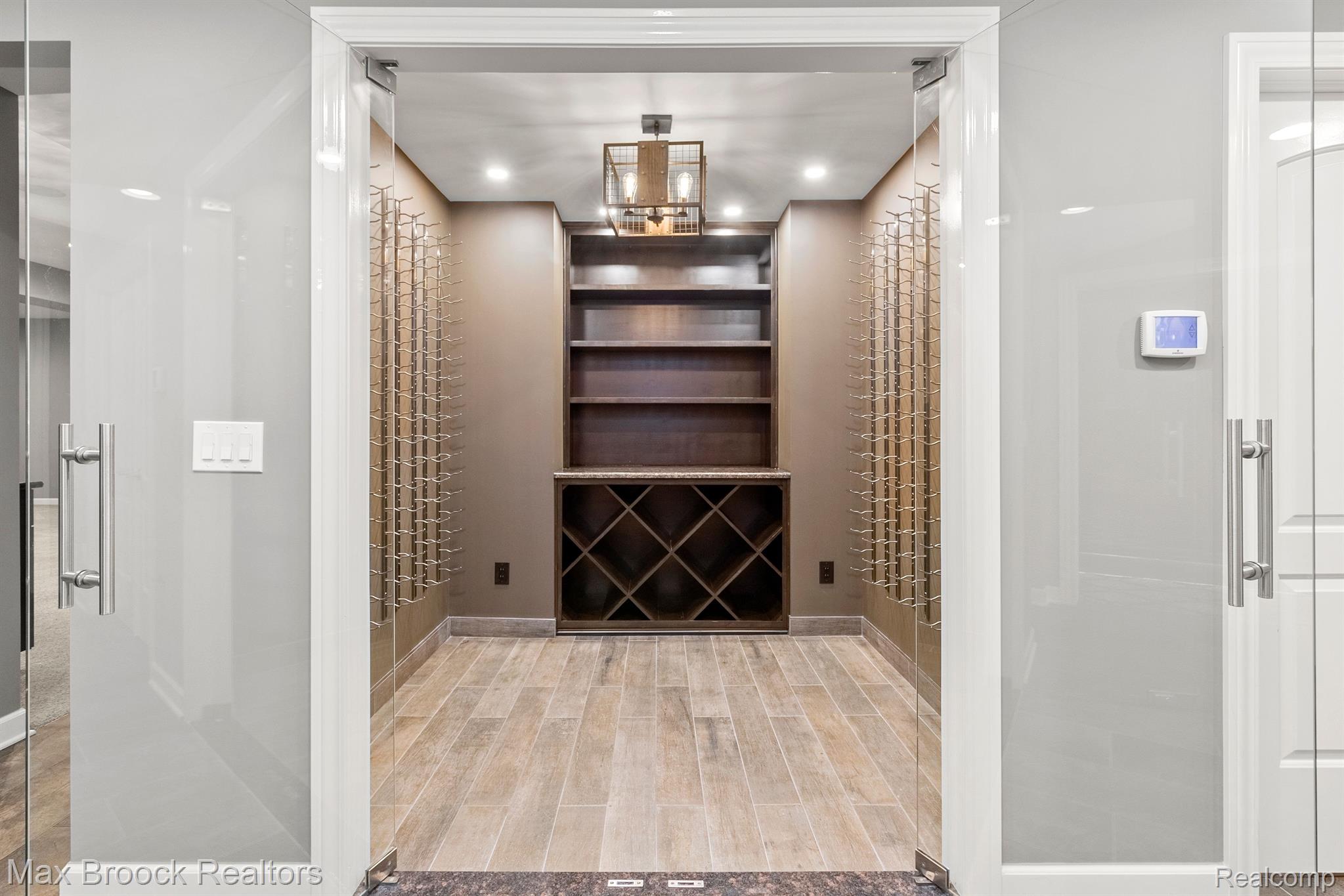 3220 LEGACY CT