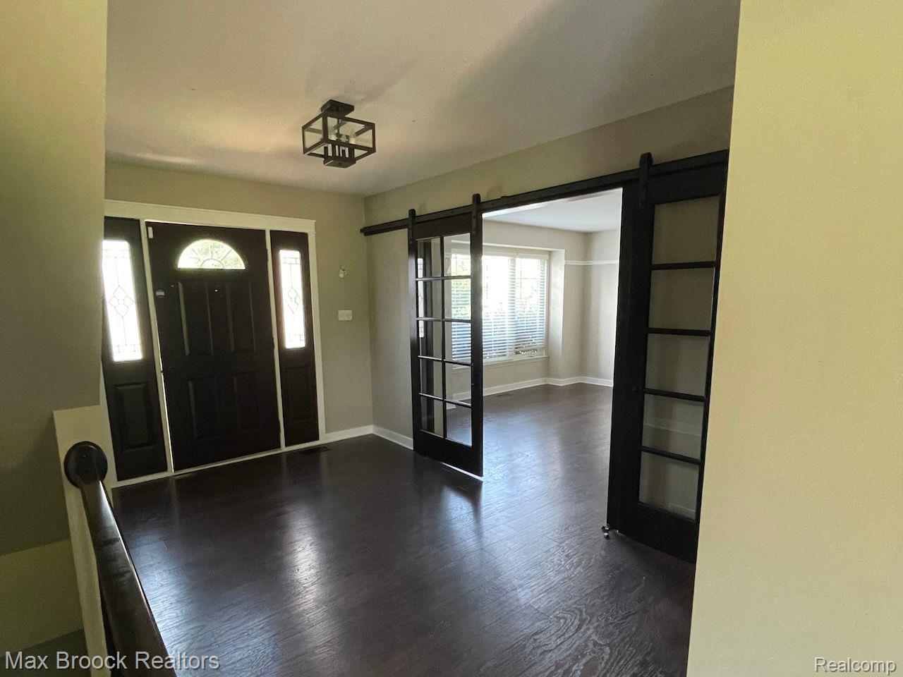 2902 AUGUSTA Drive