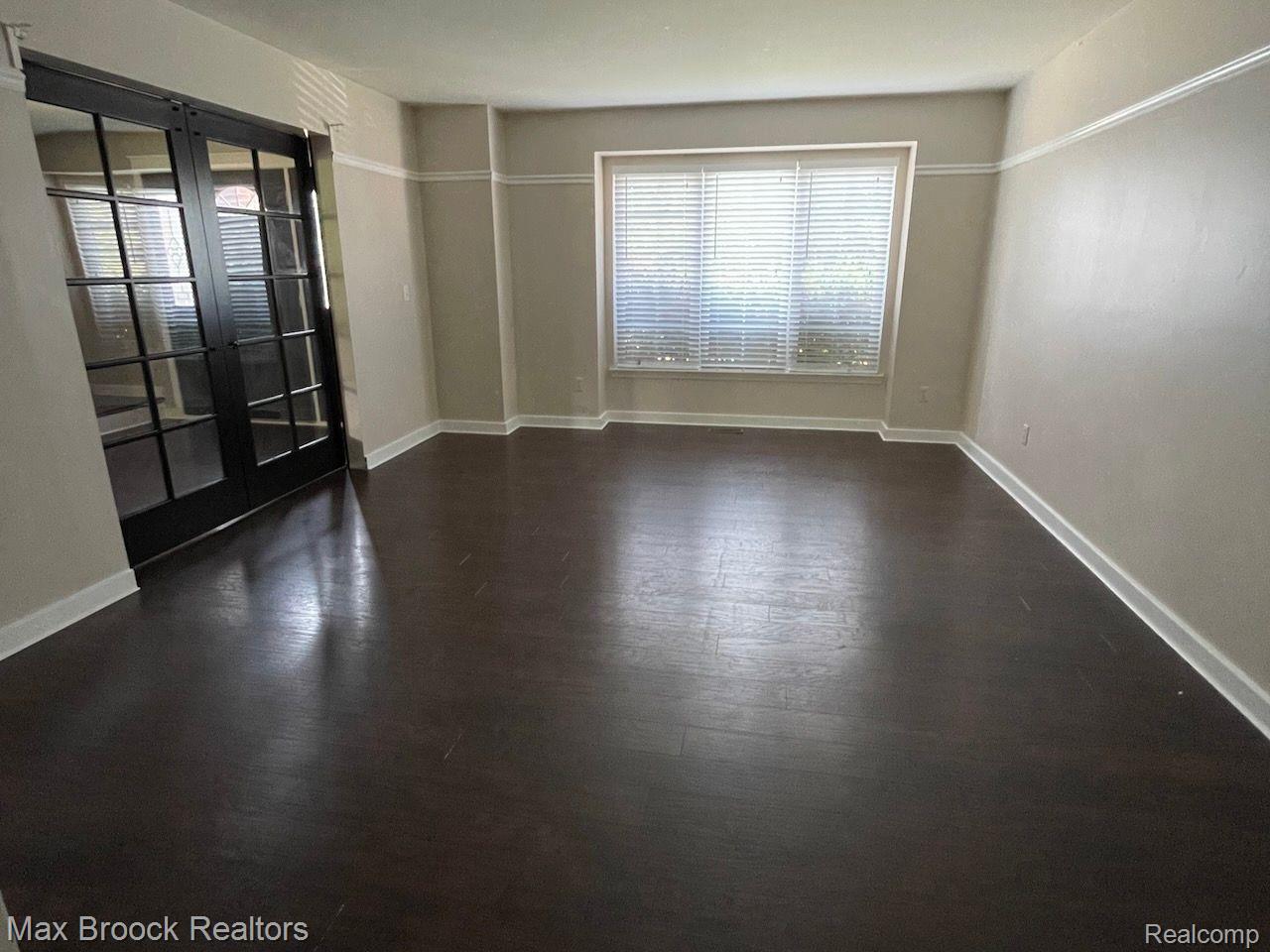 2902 AUGUSTA Drive