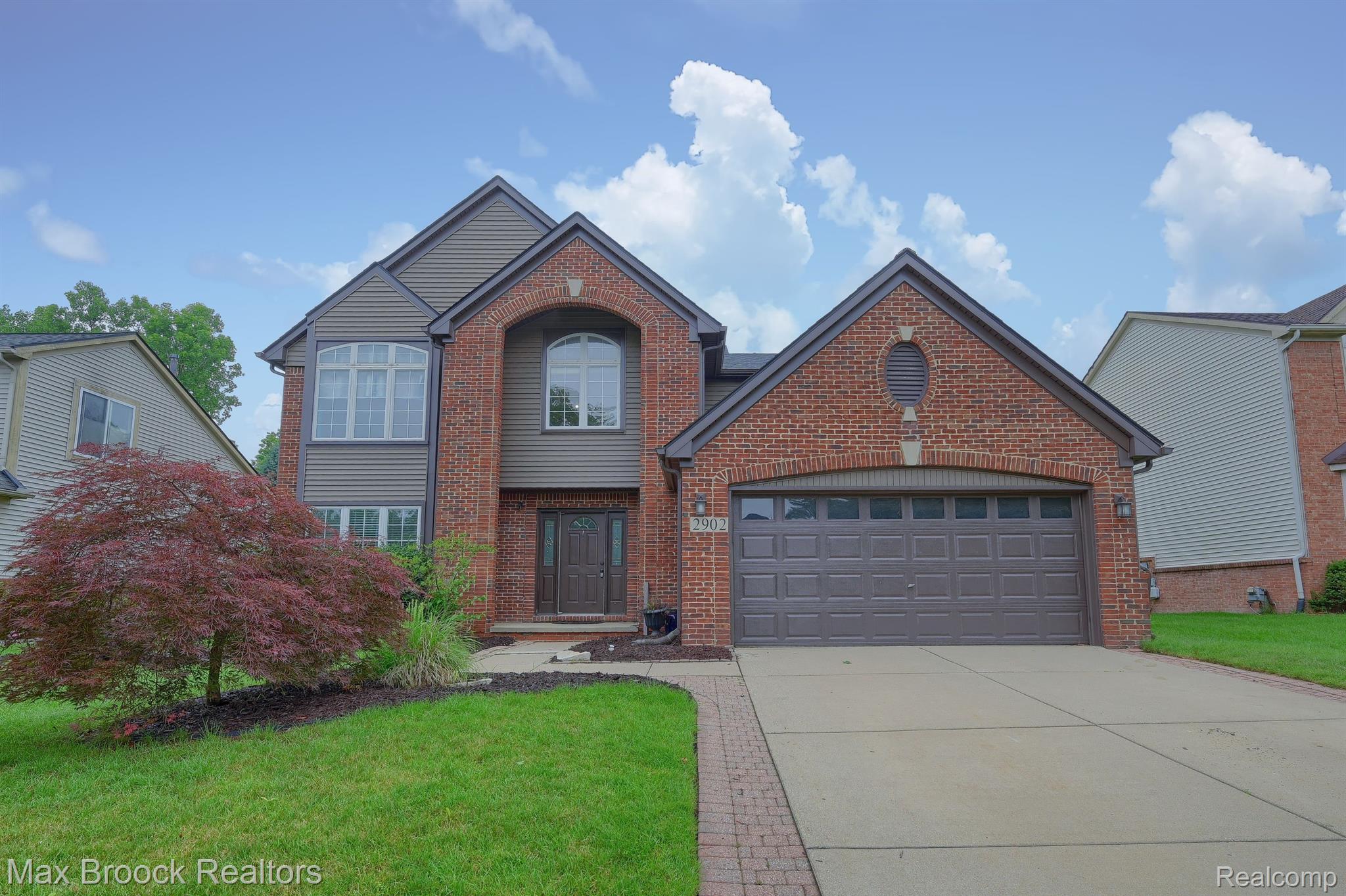 2902 AUGUSTA Drive