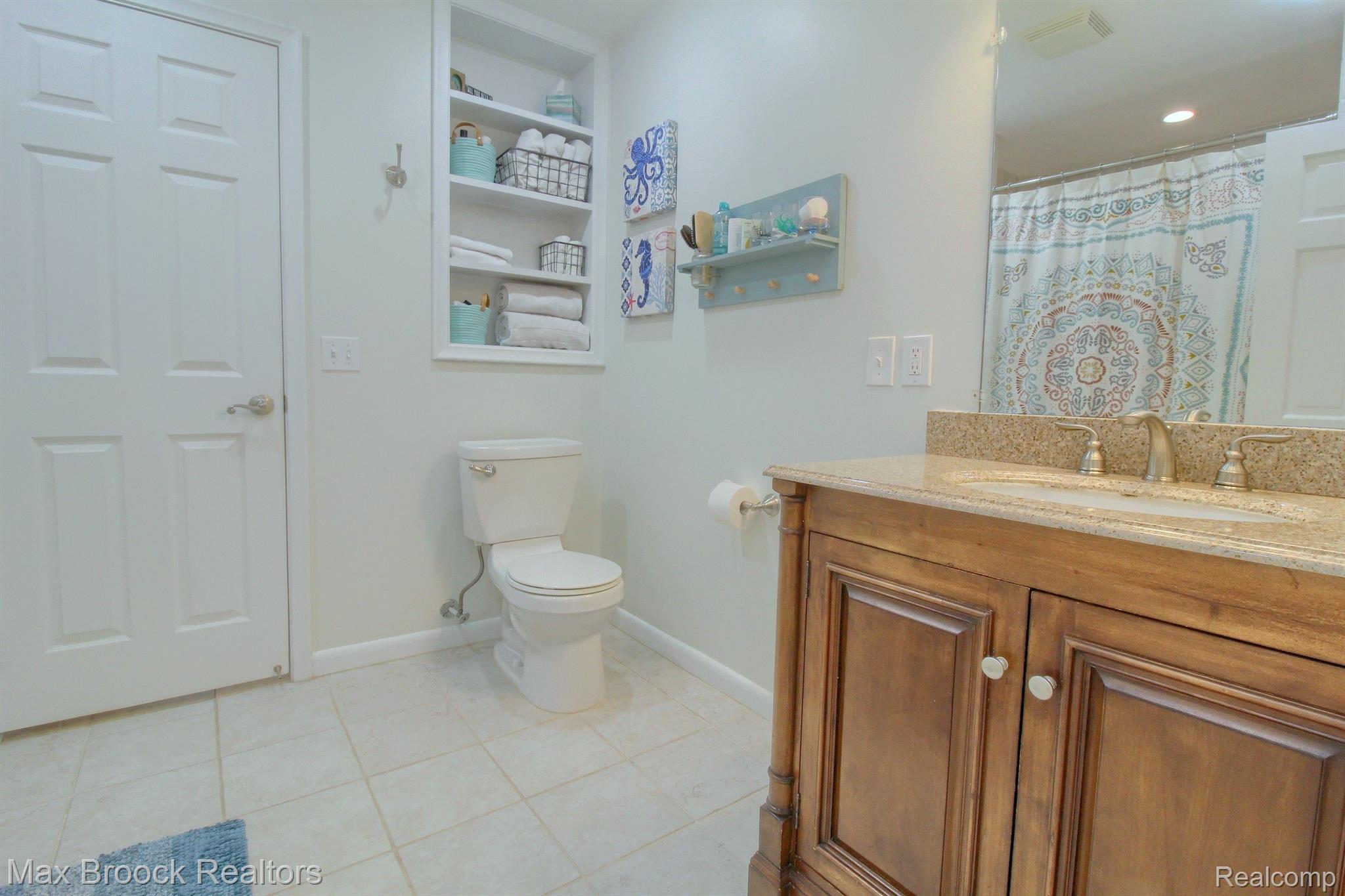 2313 PEMBROKE Road