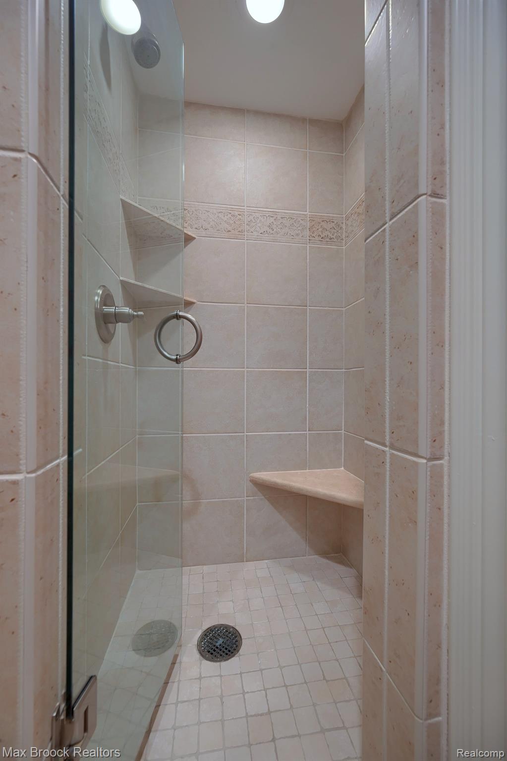 400 HAMILTON Row Unit: 400