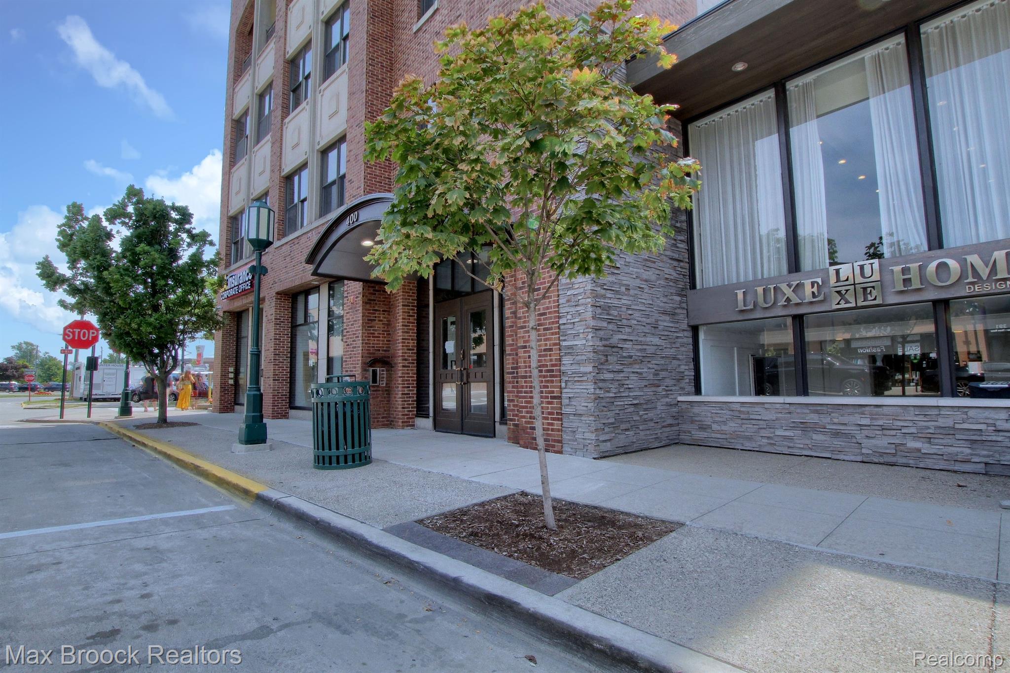 400 HAMILTON Row Unit: 400