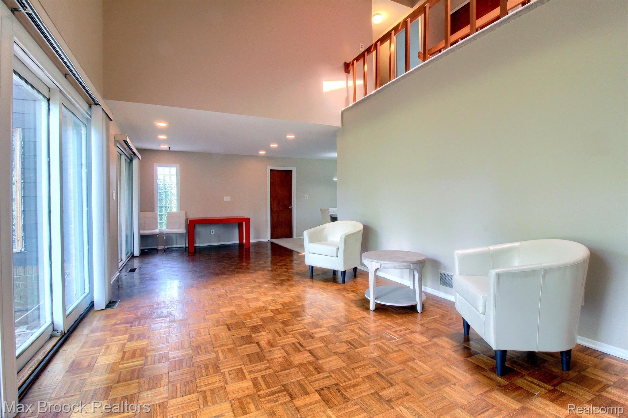 6330 TAMERLANE Drive