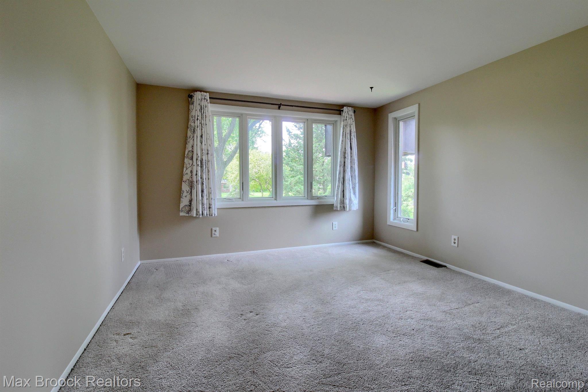 6330 TAMERLANE Drive
