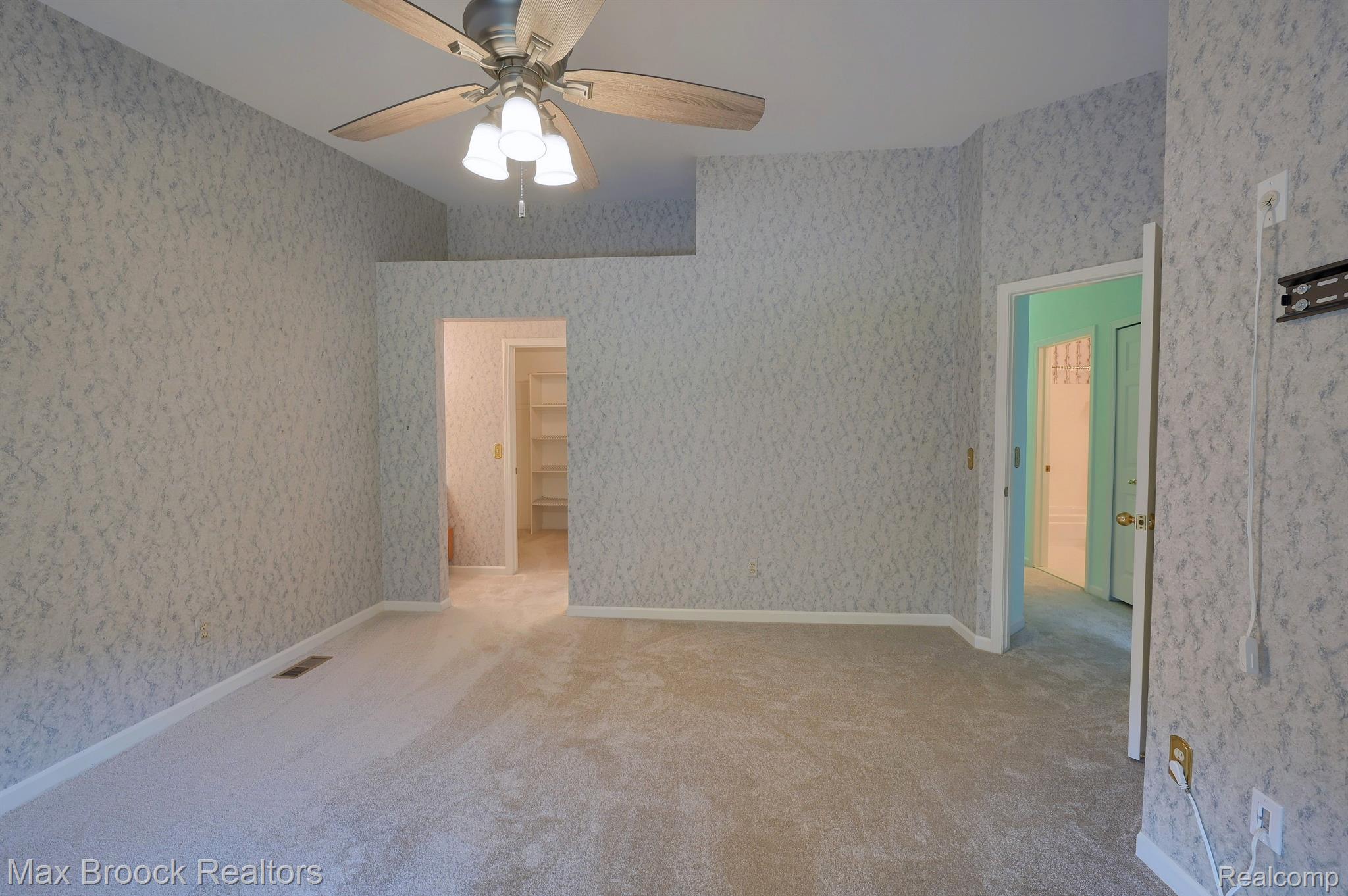 29389 BREEZEWOOD