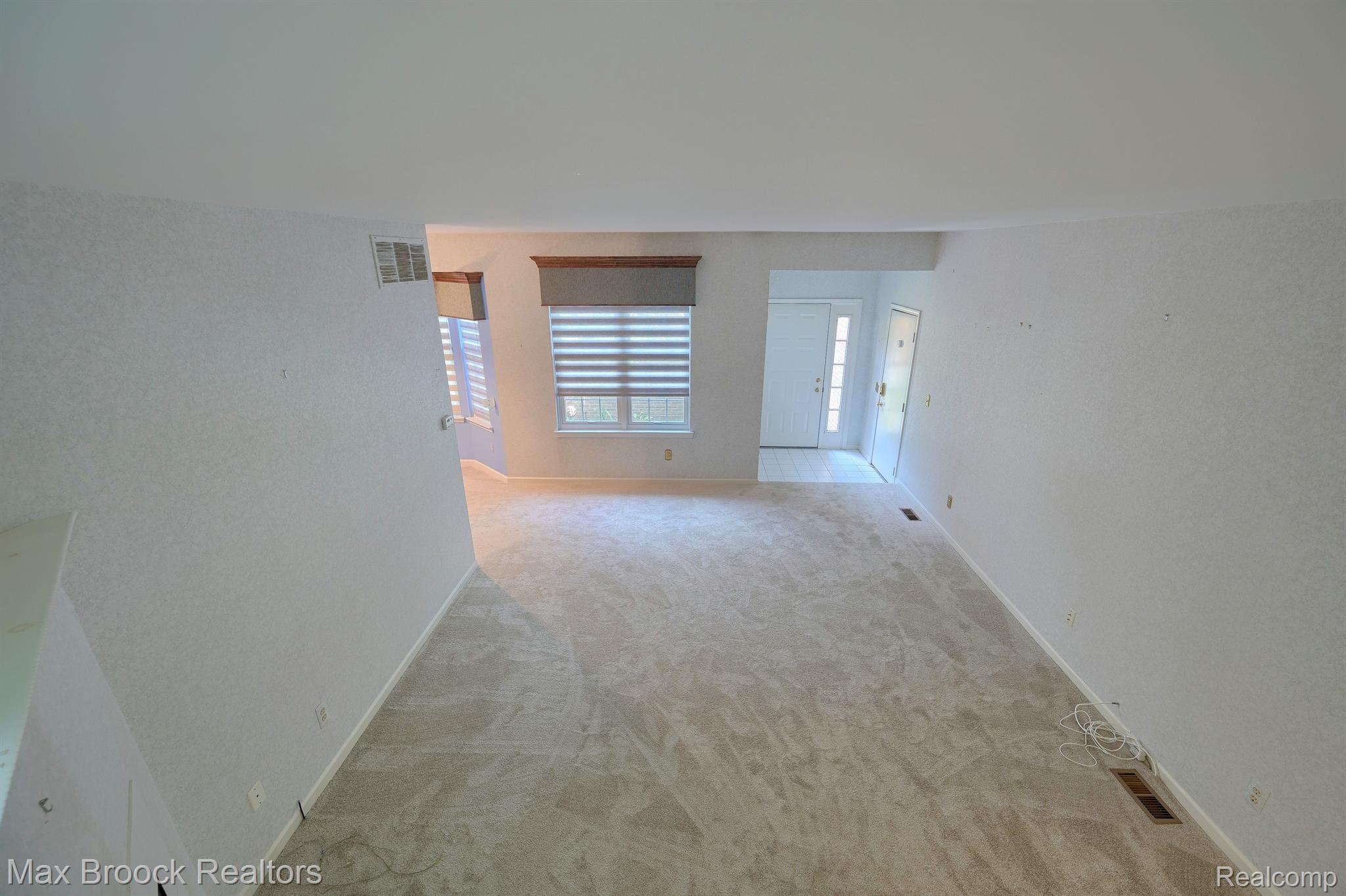 29389 BREEZEWOOD
