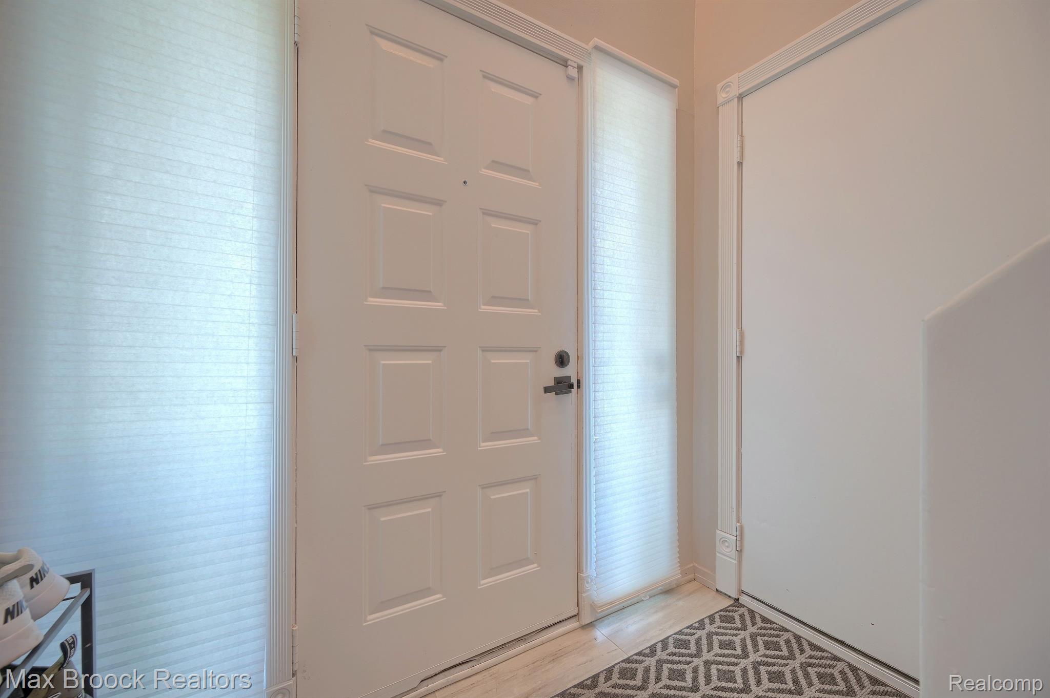 6630 HEARTHSIDE